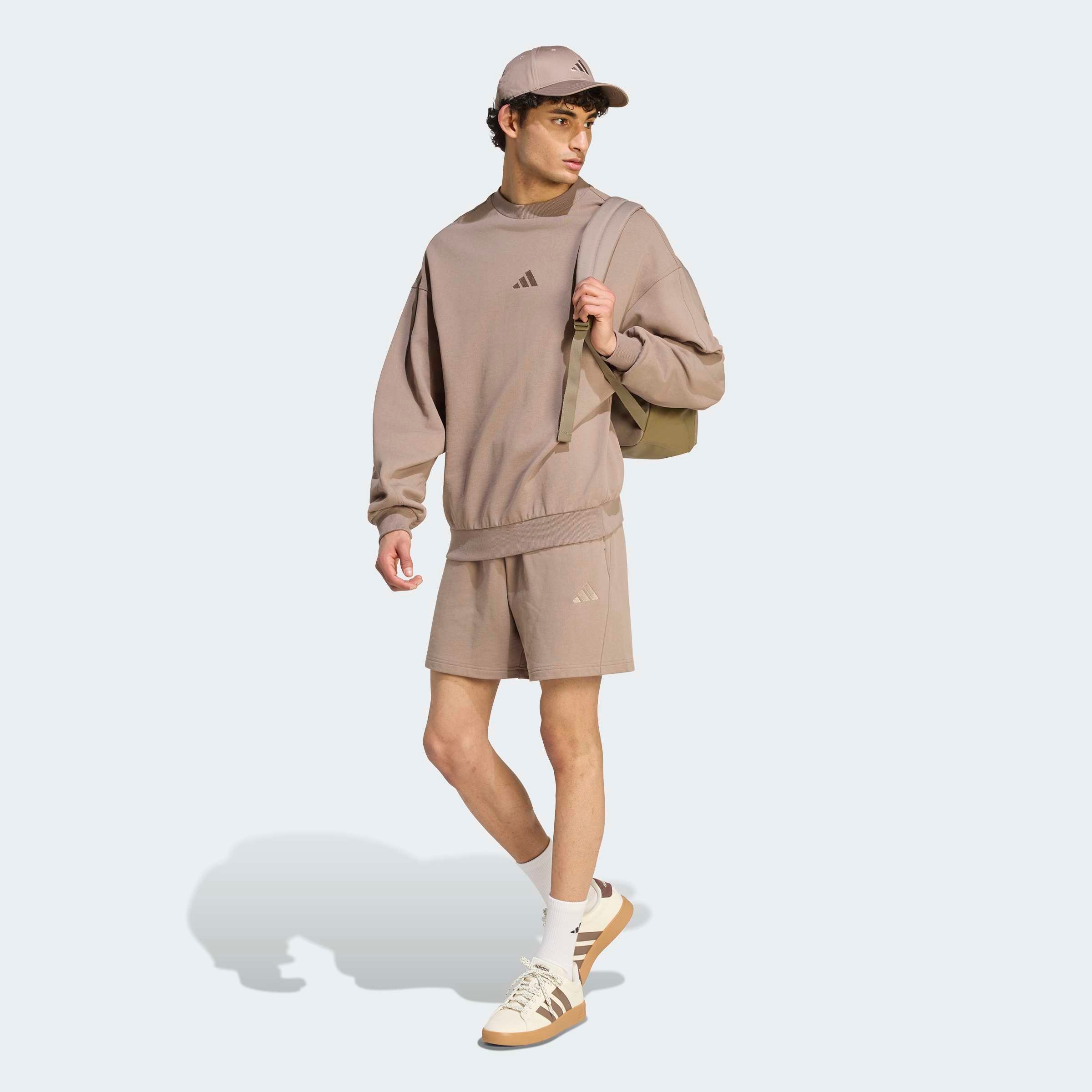adidas Sportswear Shorts »ADIDAS KIT, KLEINES LOGO«  Schwere Premium-Qualität, robuste Stoffstruktur