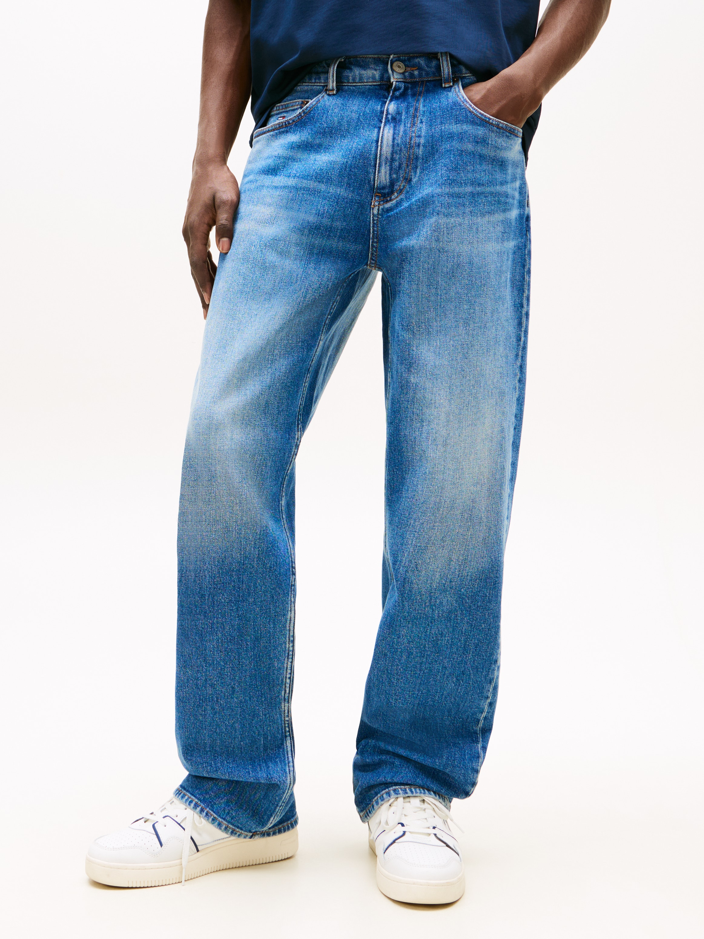 Tommy Jeans Loose-fit-Jeans "Jamie Loose Straight" in blauer Waschung