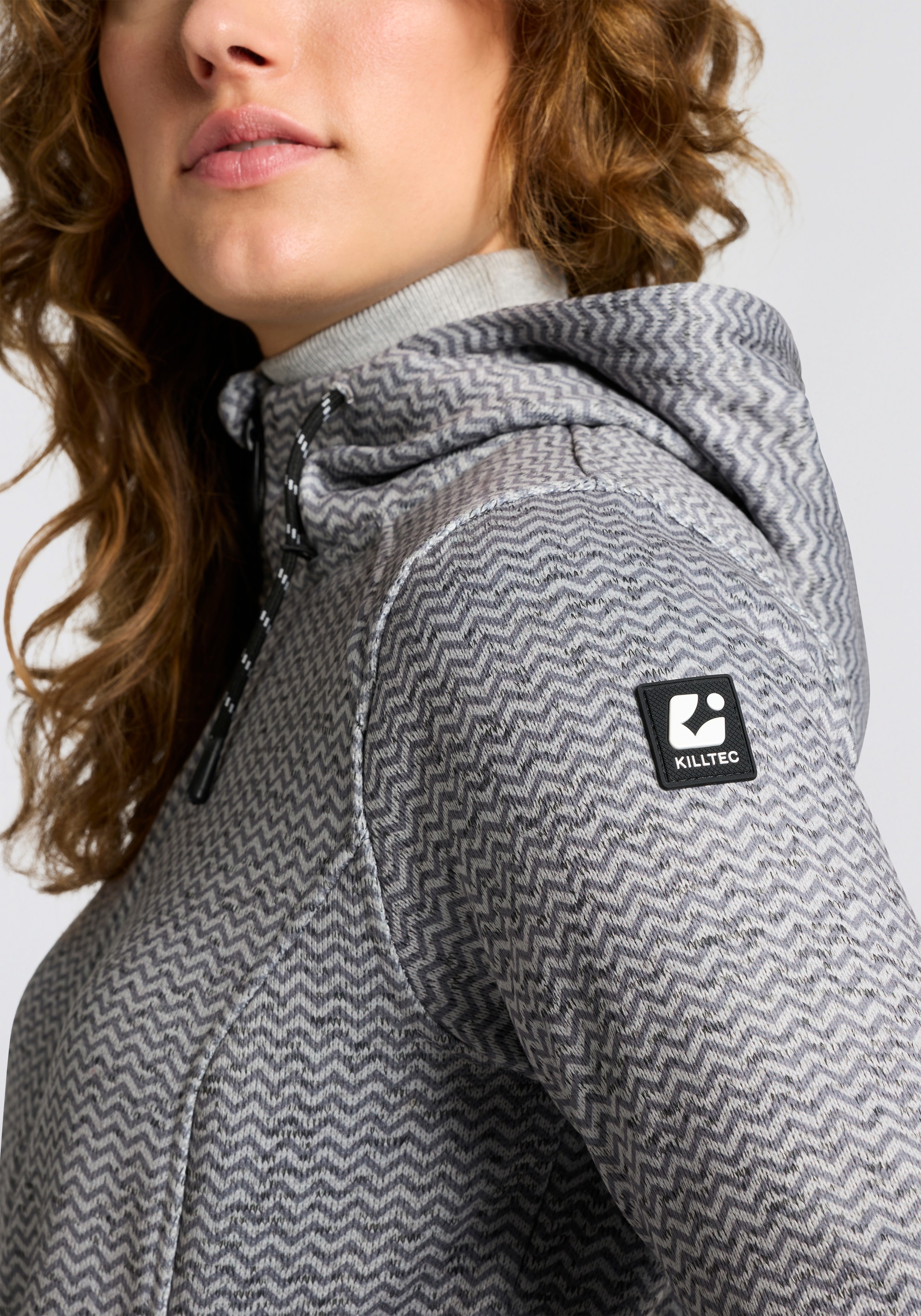 Thumbnail - Killtec Strickfleecejacke "KOW 5 WMN KNTFLC JCKT" 1 Stk. tlg. mit verstellbarer Kapuze, mit Seitentaschen mit Zipper