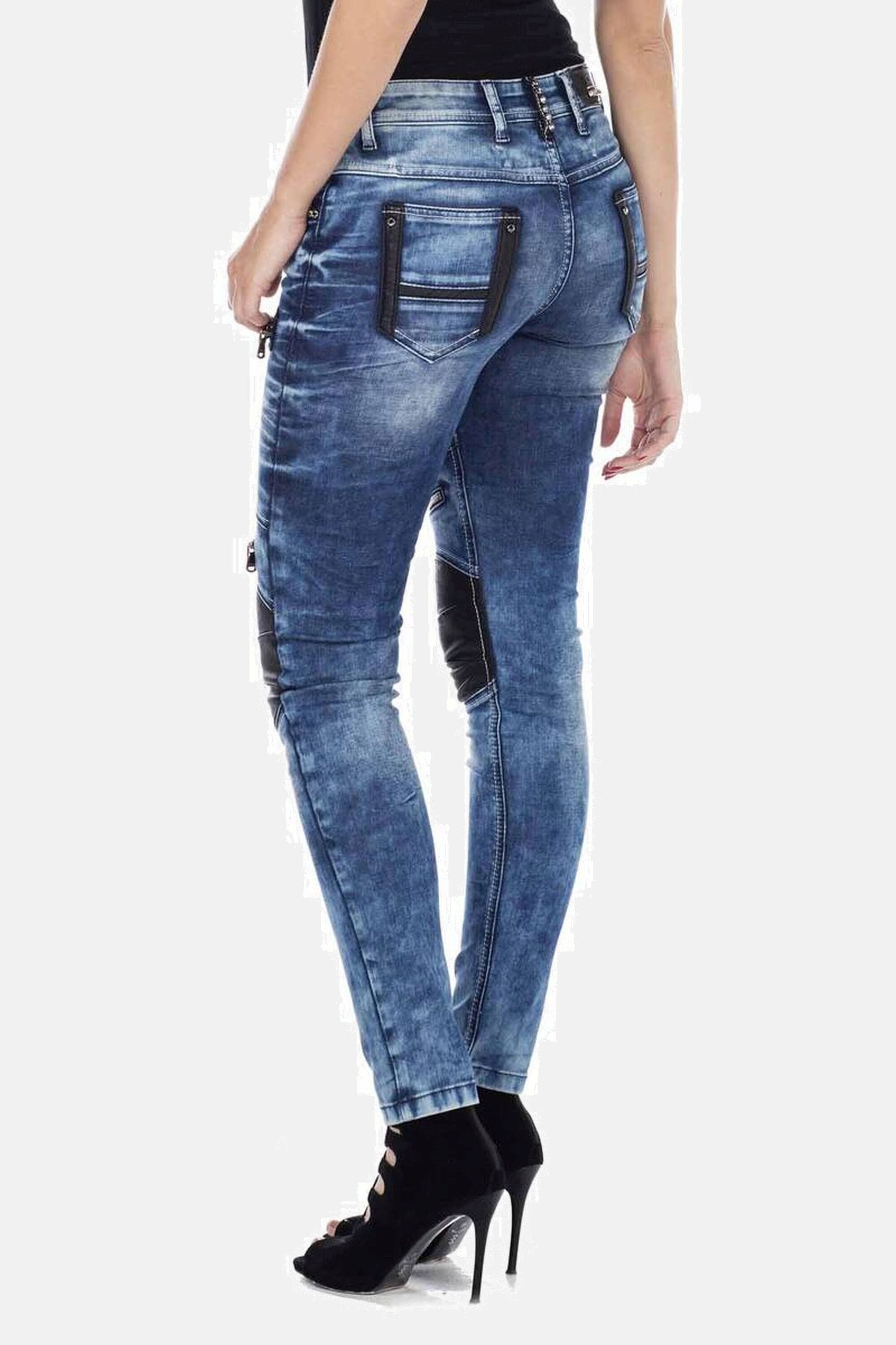 Cipo & Baxx Skinny-fit-Jeans »Jeans«, mit angesagten Applikationen, WD346