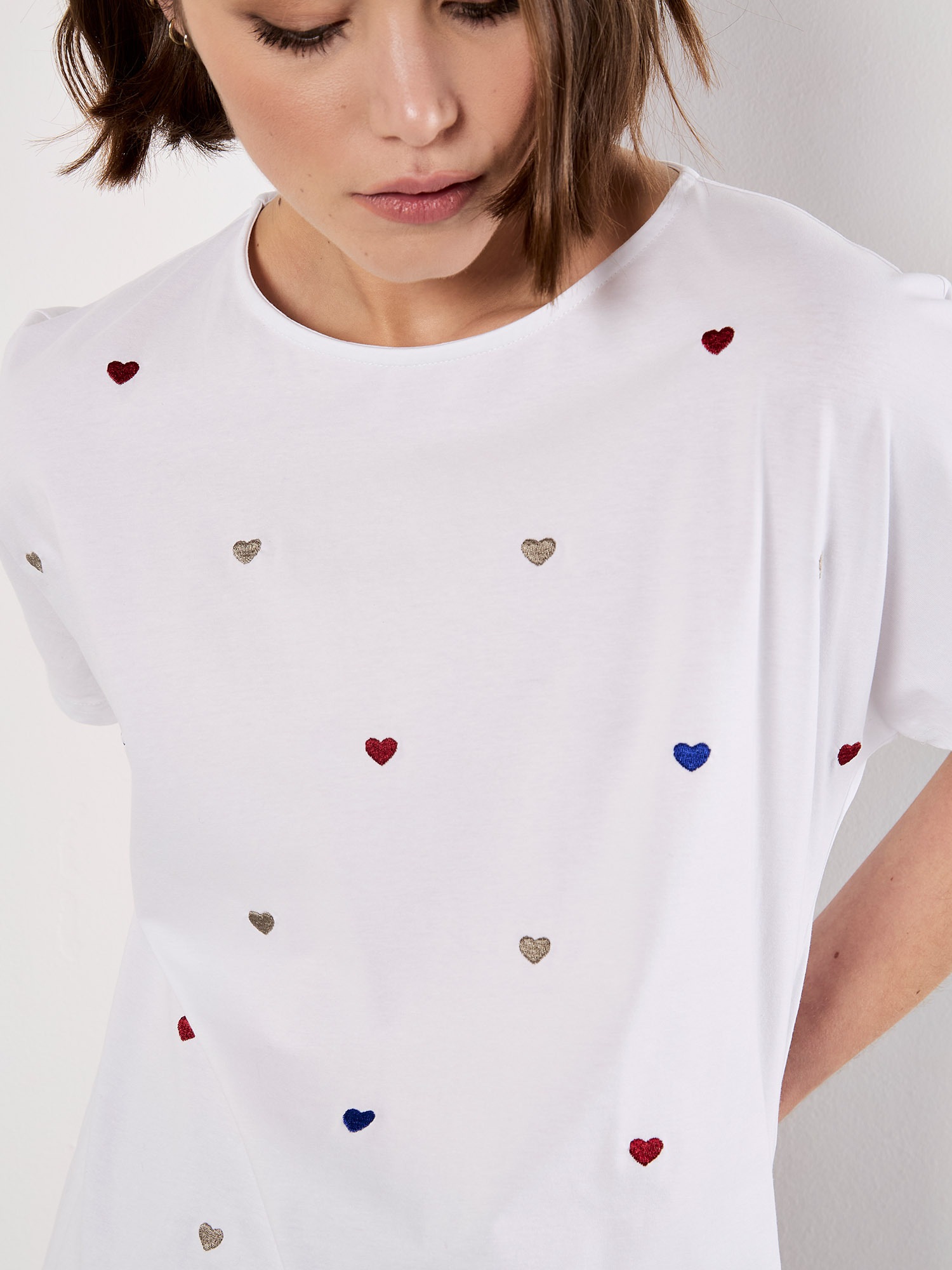 Apricot Shirttop "lockeres T-Shirt" mit aufgestickten Herzen
