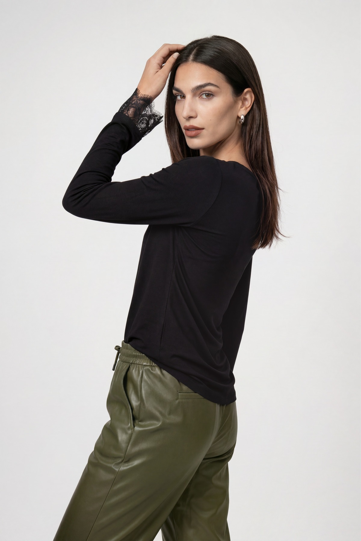 Monari Langarmshirt »Shirt Basic Spitzendetail« Regular fit mit Spitzenborte
