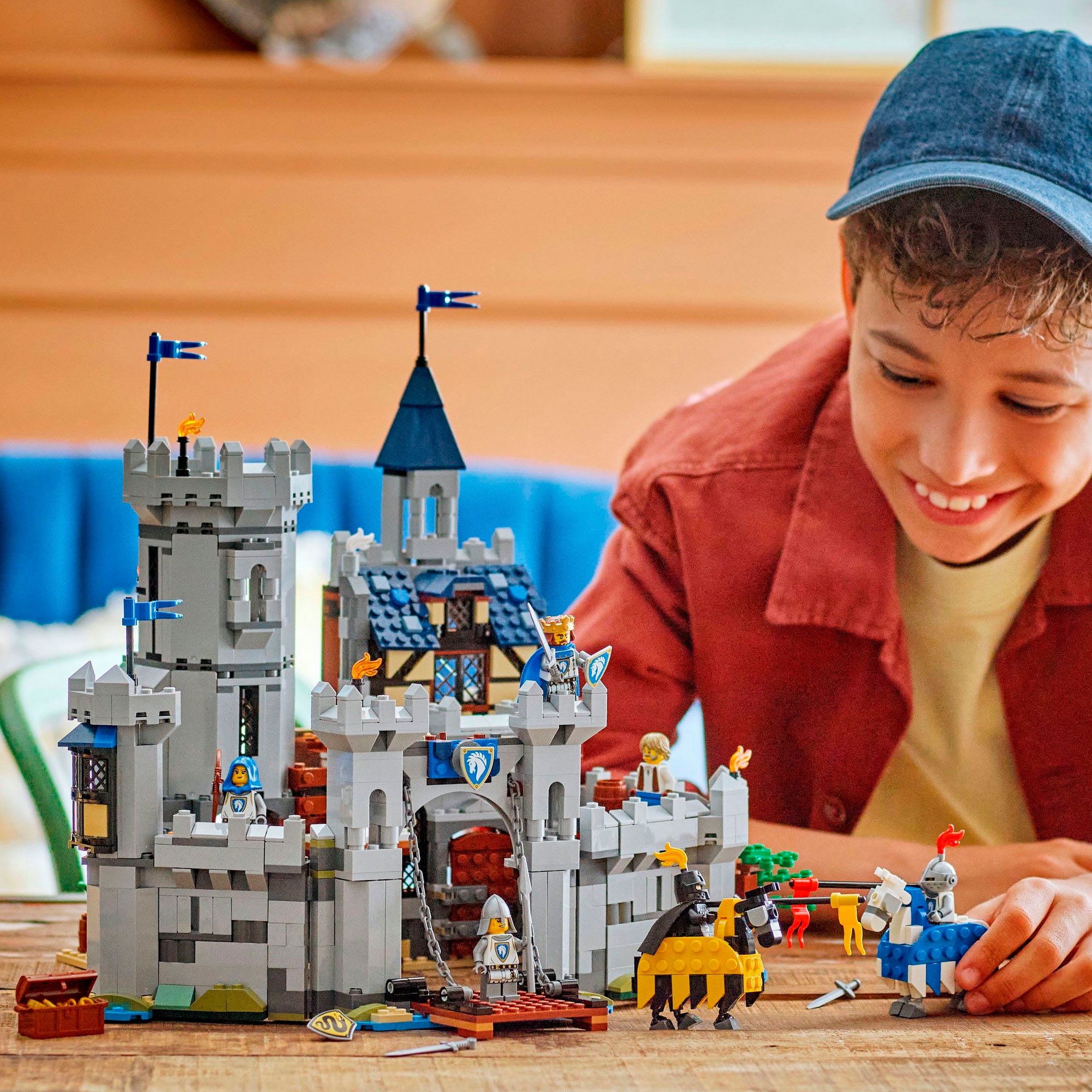 LEGO® Konstruktionsspielsteine »Ritterburg im Mittelalter (31168), LEGO LEGO Creator«, (1371 St.), Made in Europe