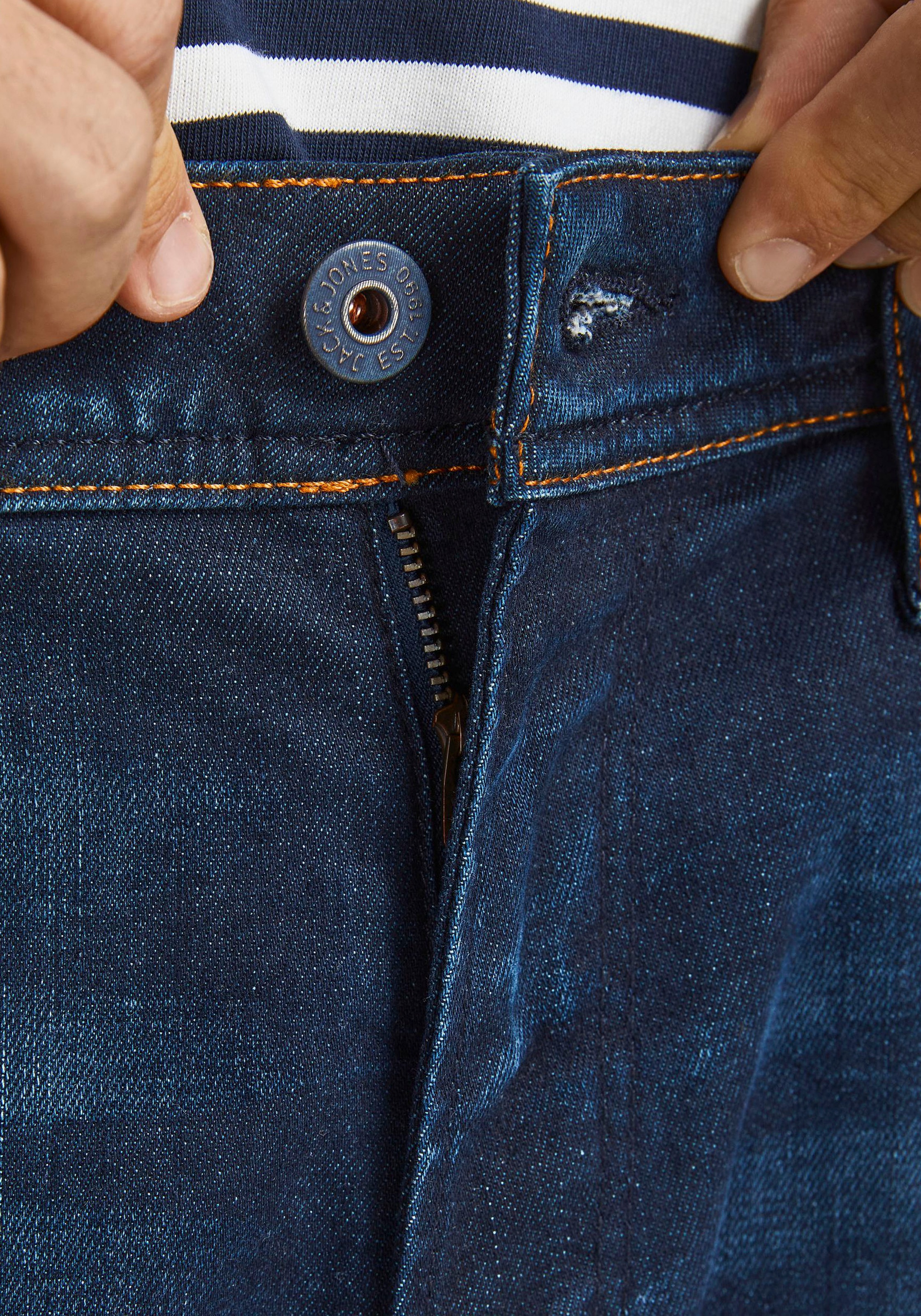 Regular-fit-Jeans JACK & JONES "JJICLARK mit Used-Look und Stretch für den Alltag", Herren, Gr. 30, Länge 32, mittelblau, Denim/Jeans, Obermaterial: 97% Baumwolle, 3% Elasthan, Abriebeffekte, regular fit lang, Jeans, mit Abriebeffekten 4