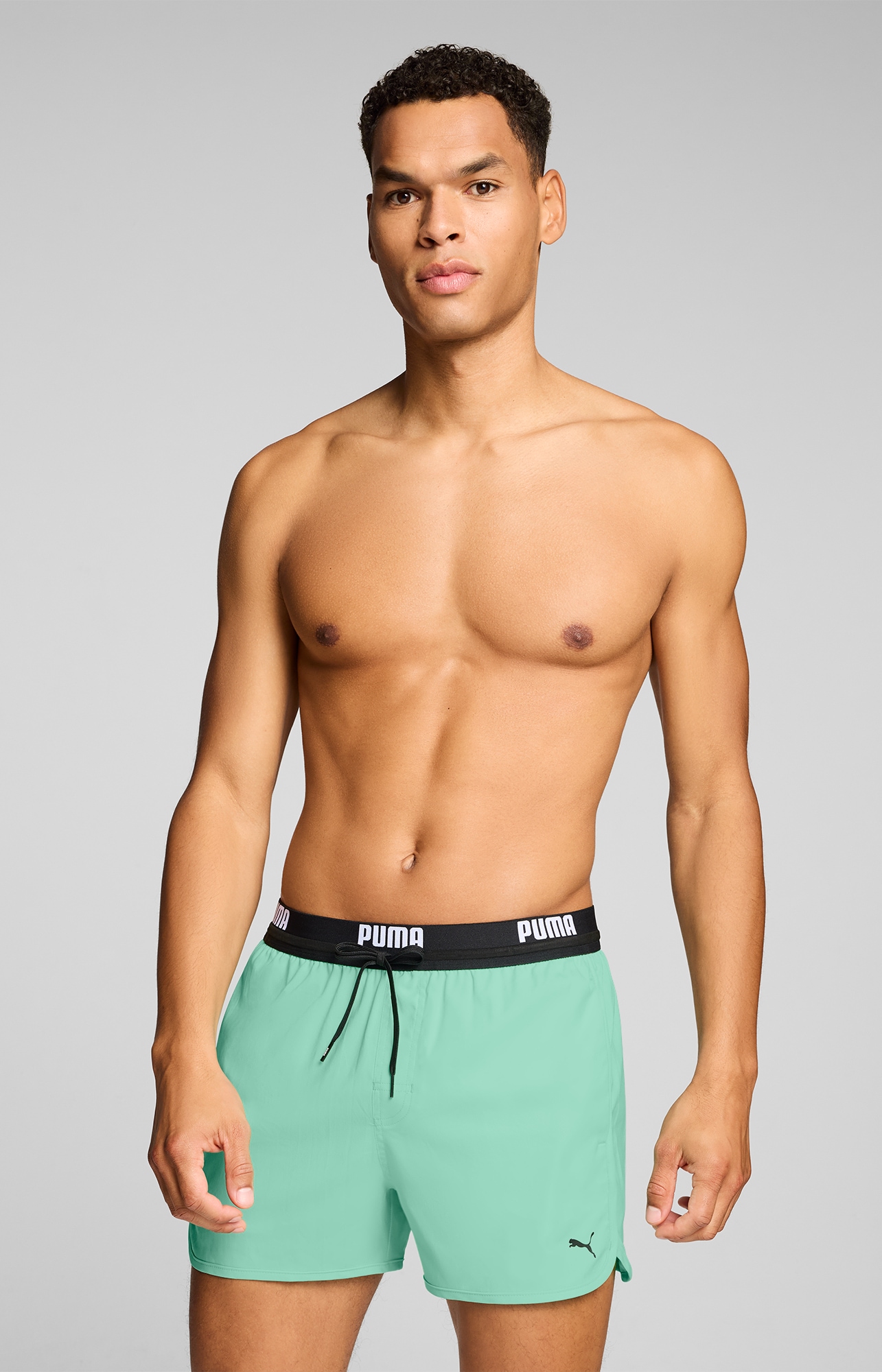 PUMA Badeshorts "PUMA SWIM MEN TRACK SHORT SHORTS" mit Gummizug und Bindekordel