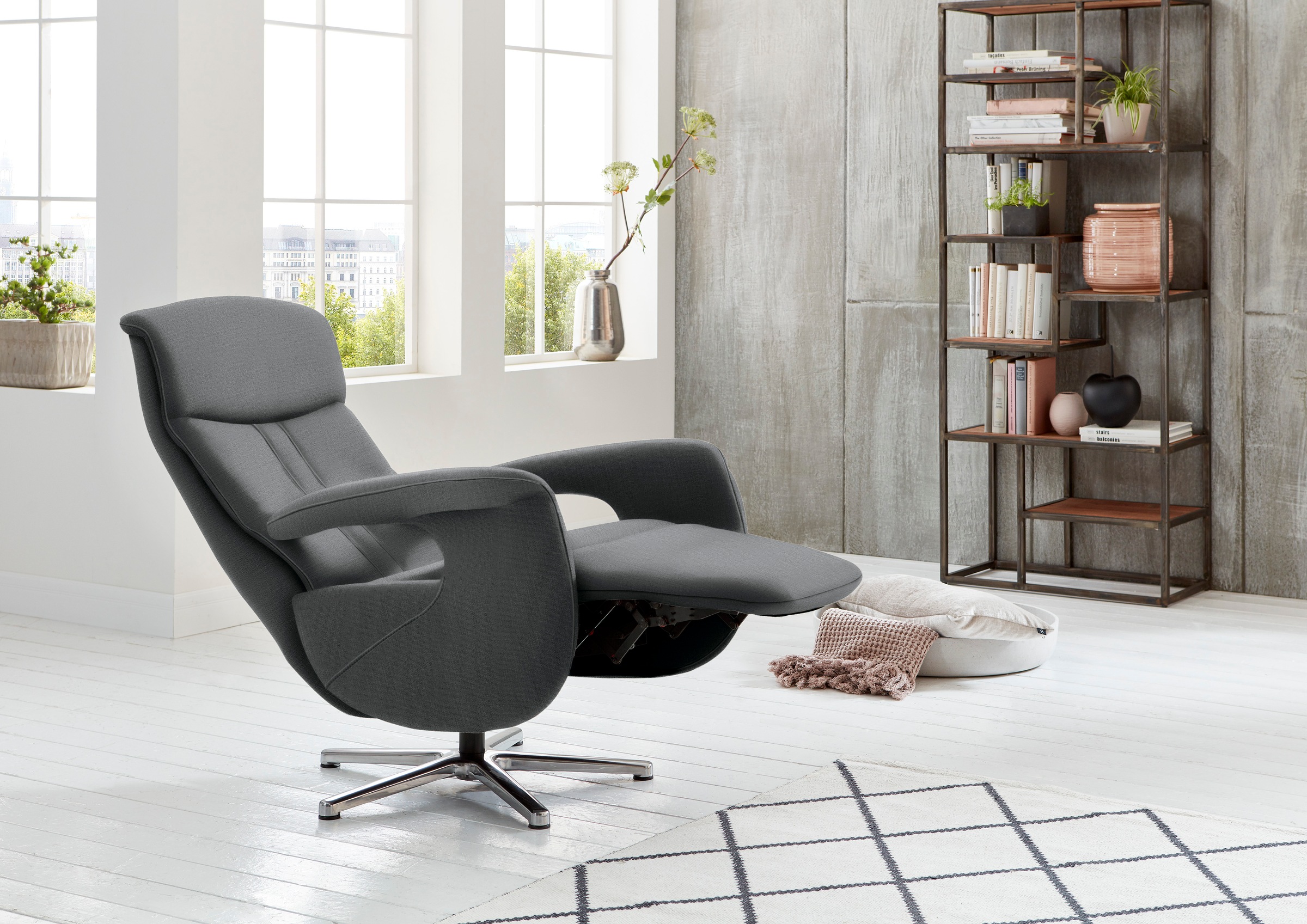 Die PlanBar Relaxsessel »MP-RS18073«, 360° drehbar, inkl. man. Kopfpolsterverstellung u. Relax-Funktion