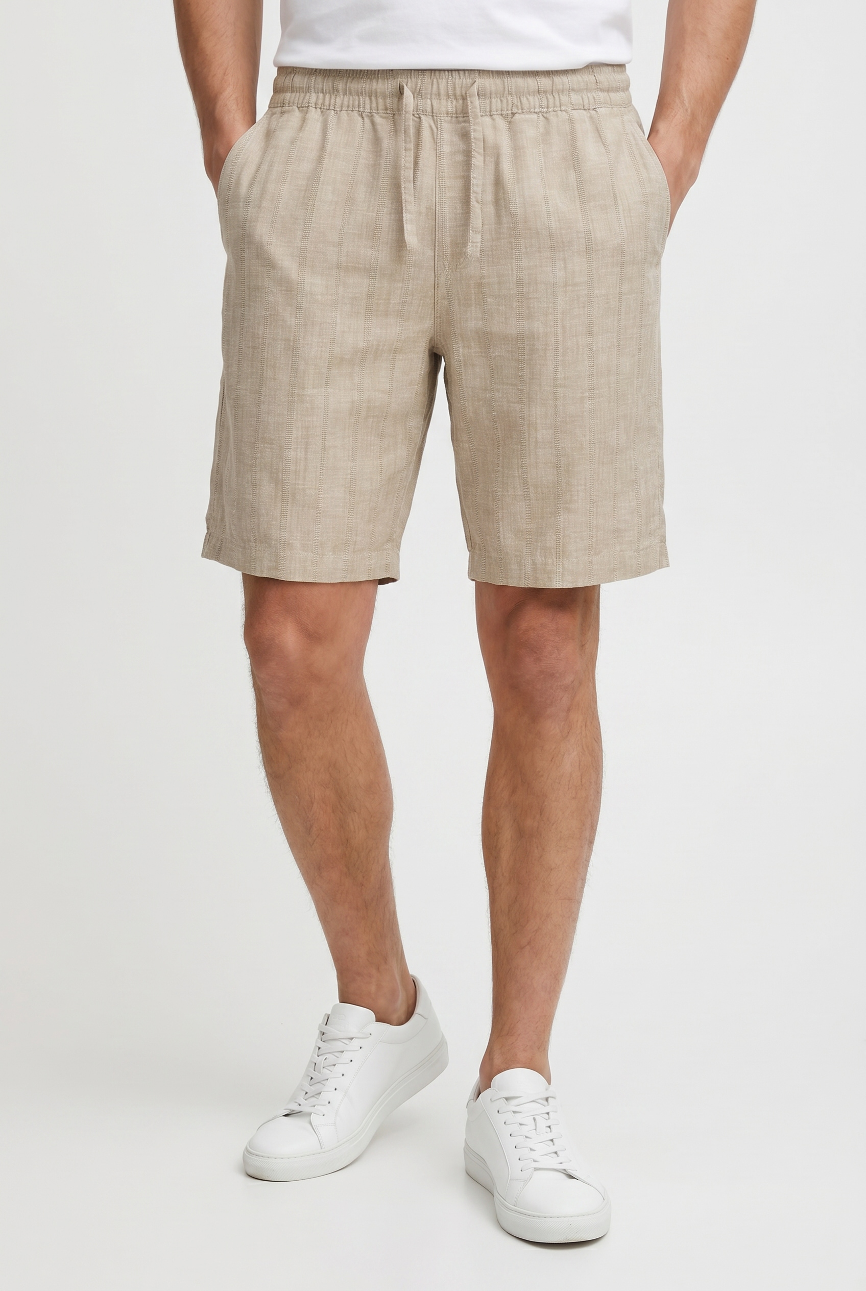 Jack & Jones Bermudas "JPSTJAIDEN SUMMER LINEN BLEND STRIPE REG" mit elastischem Bund