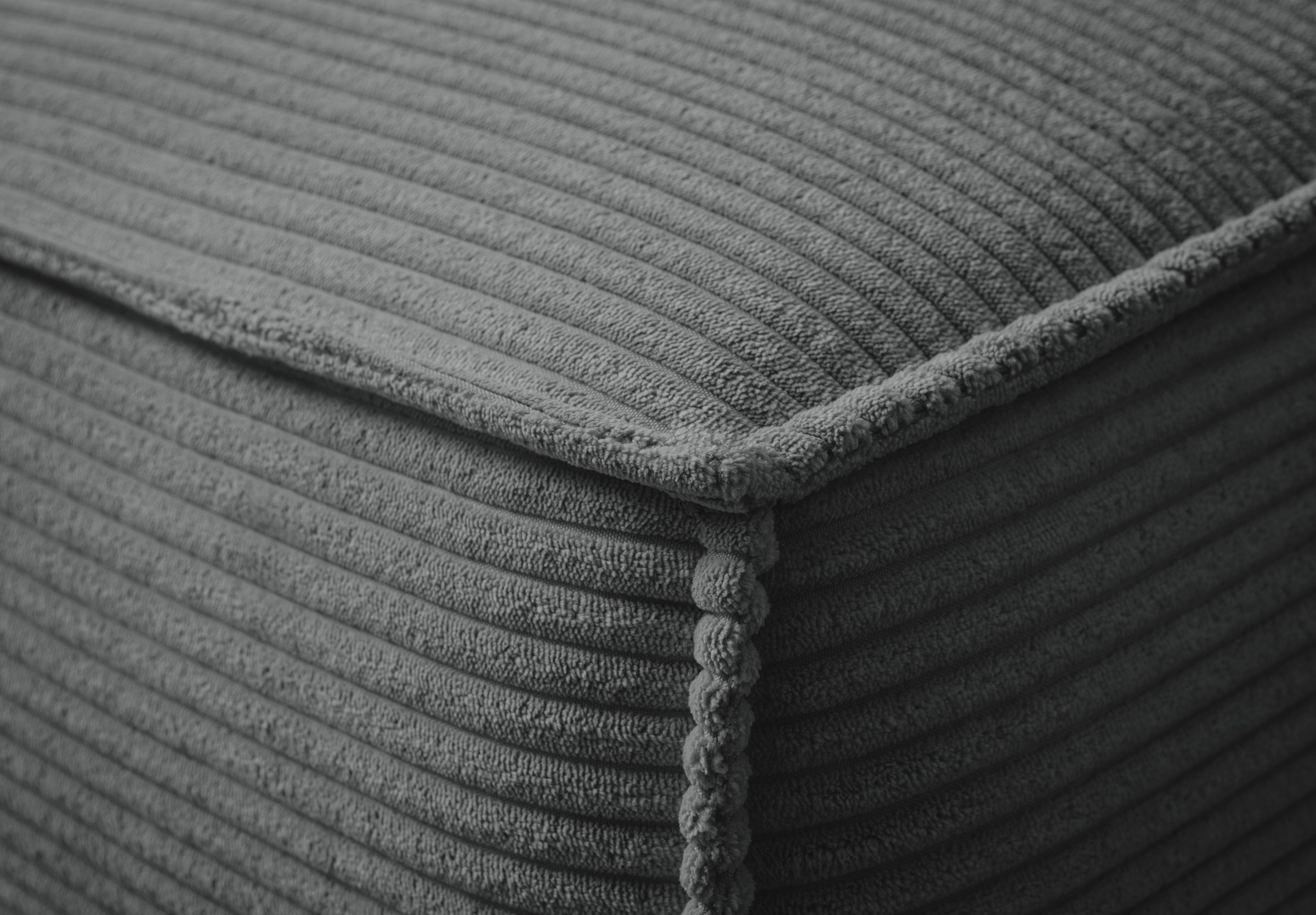 Home affaire Wohnlandschaft »Tvinnu, moderne U-Form, Couch in Cord oder Webstoff in Leinenoptik« Recamiere rechts/links, schwarze Metallfüße, bequeme Sitz-/Liegefläche