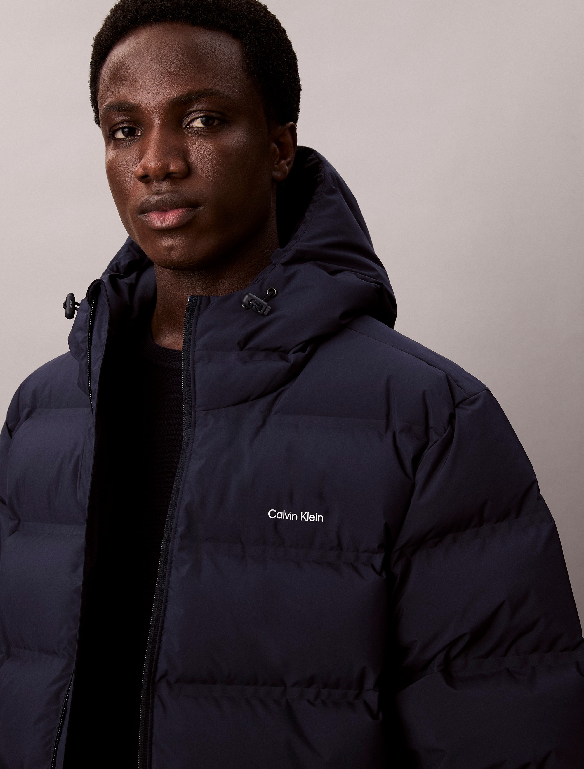 Calvin Klein Steppmantel "LS BONDED CHNNLD LONG HOODED PUF", Mit Rundhalsau günstig online kaufen