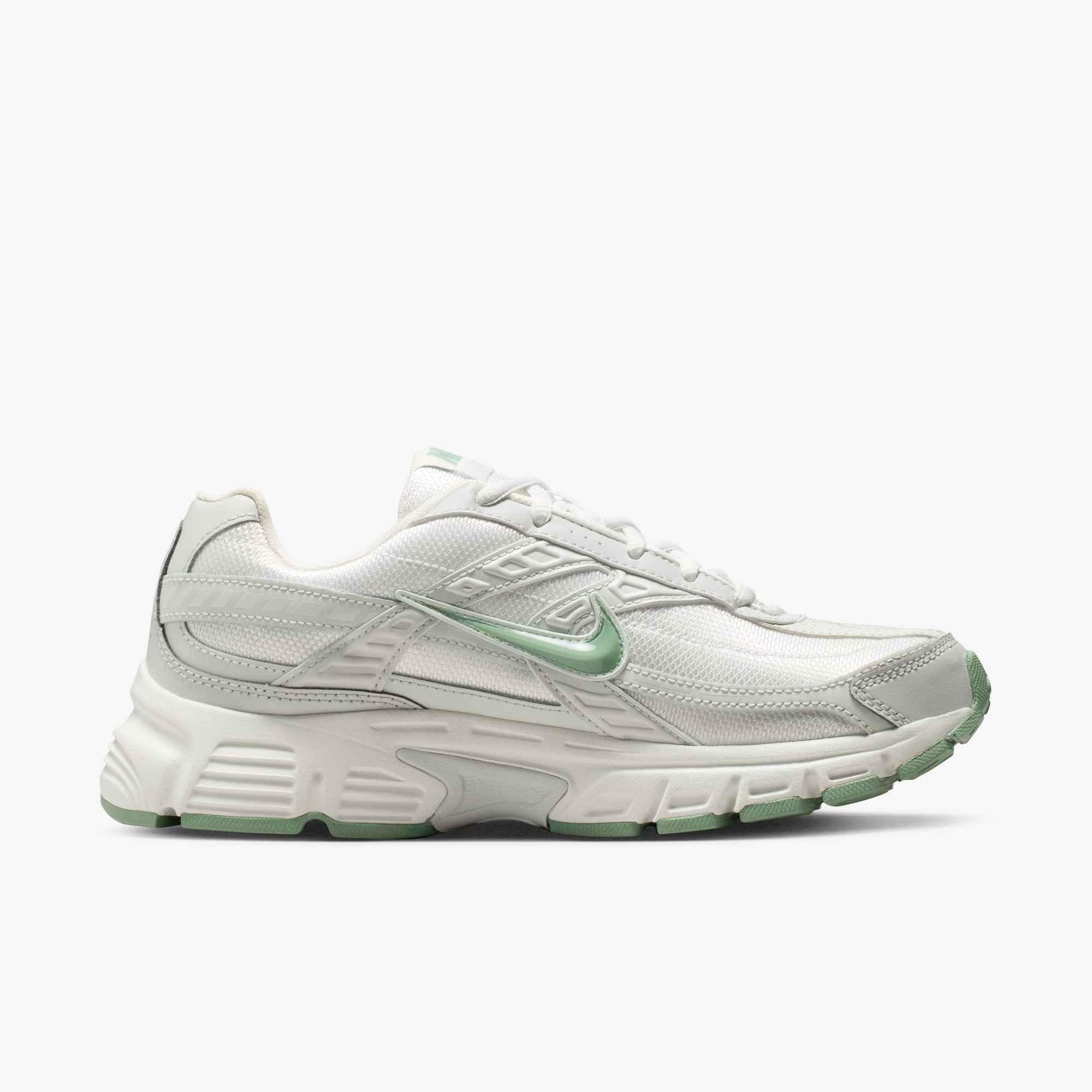 Nike Sportswear Sneaker »Initiator«  inspiriert vom Design des Nike P-6000