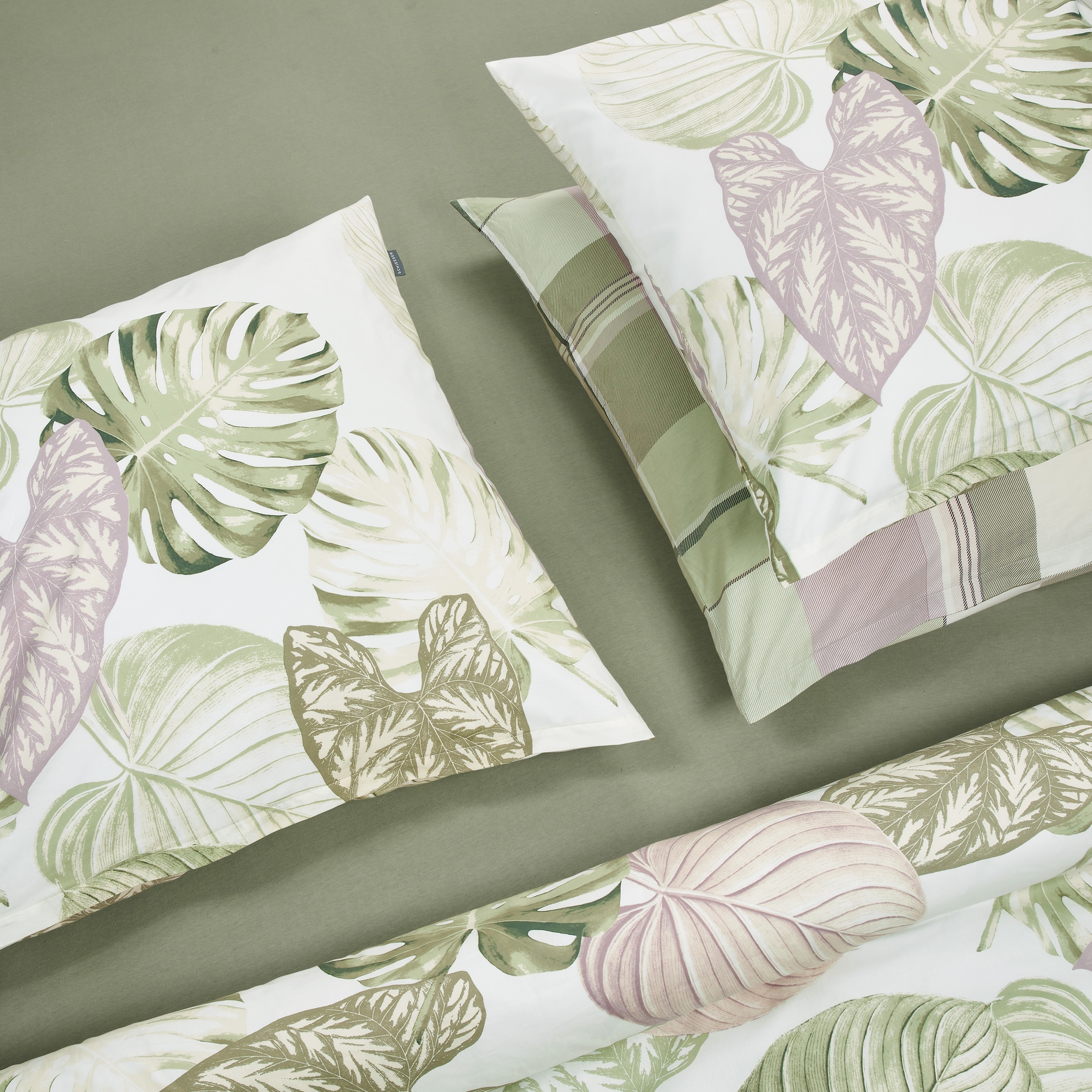 Schiesser Bettwäsche »Bretta aus weicher Baumwolle mit filigranem Palmwedel-Muster«, Made in Green
