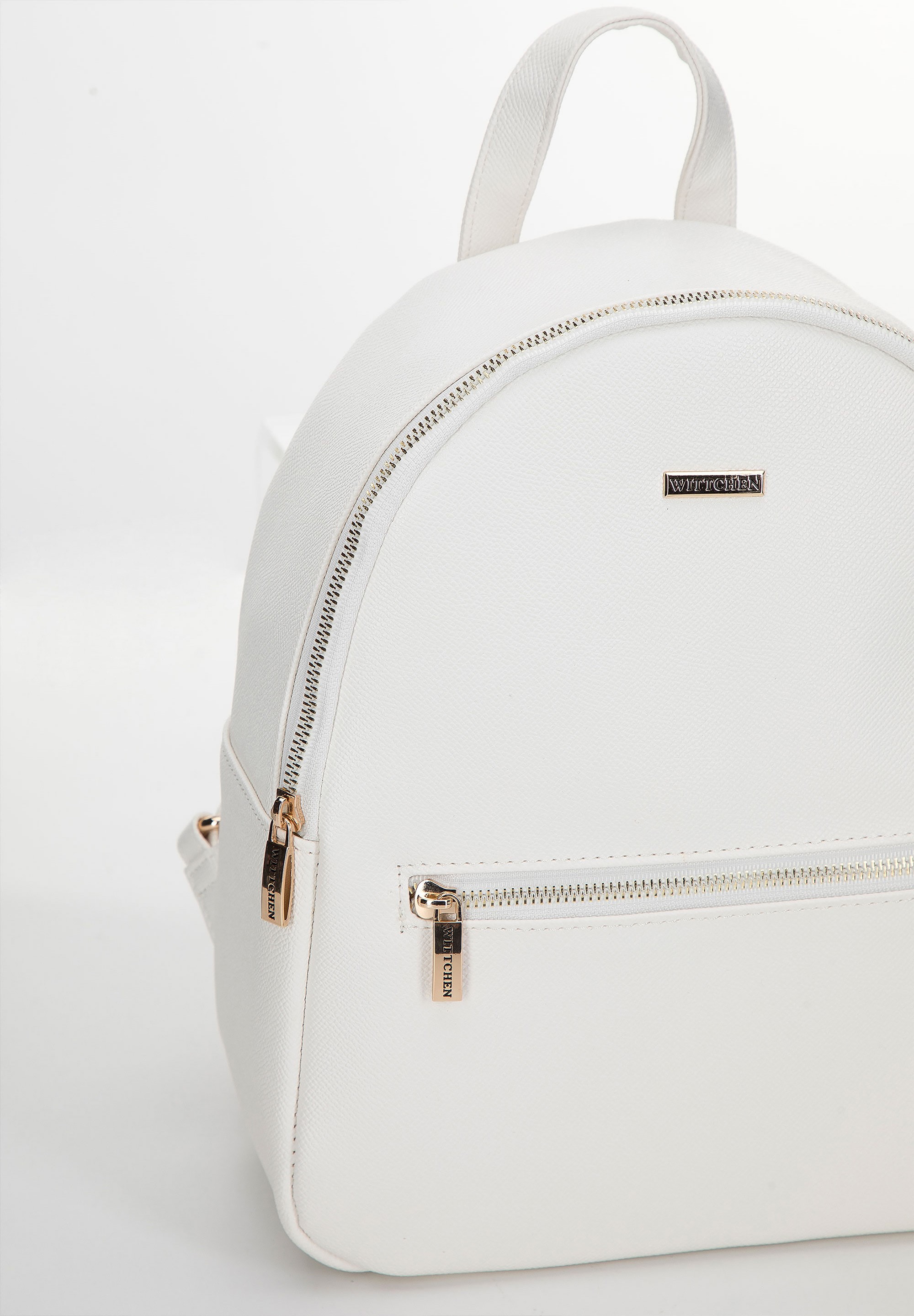 WITTCHEN Rucksack »Young«, Abgerundeter weißer Damenrucksack aus Kunstleder