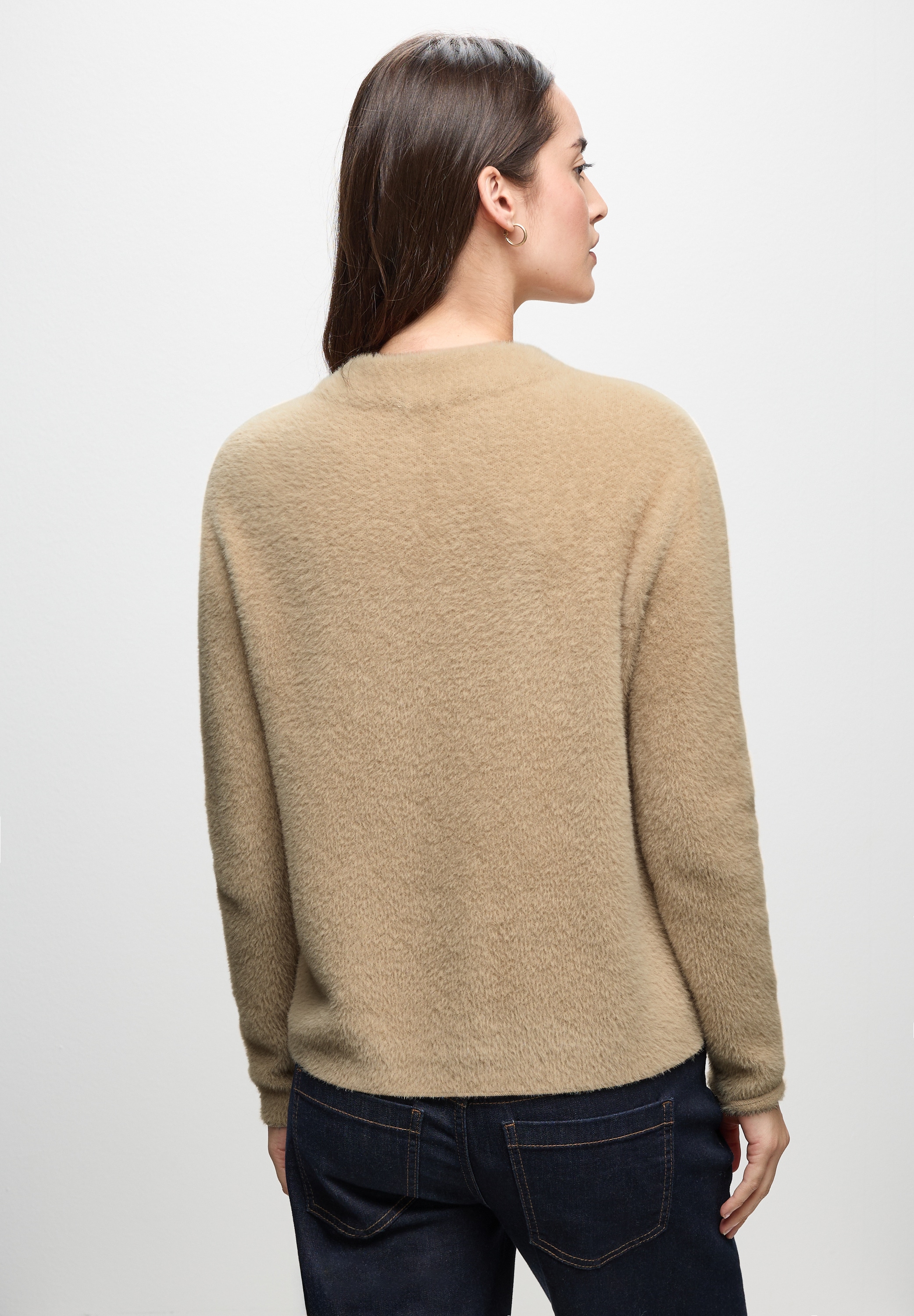 STREET ONE Stehkragenpullover, aus softem Materialmix