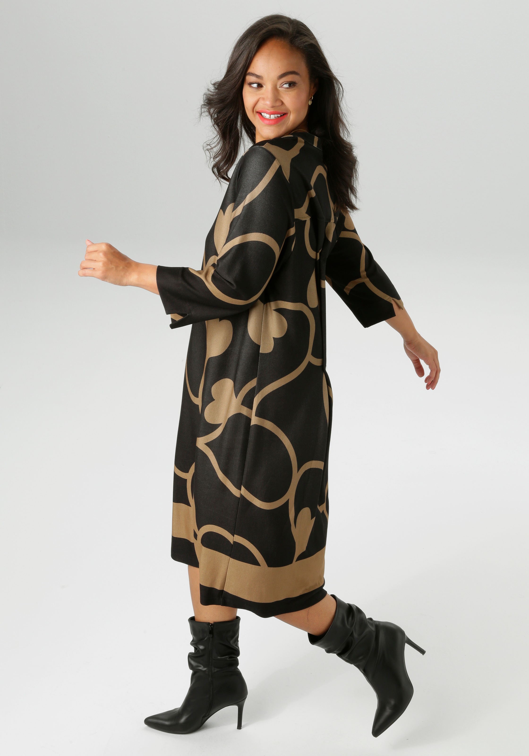 Aniston PLUS Jerseykleid mit interessantem Allover-Print günstig online kaufen