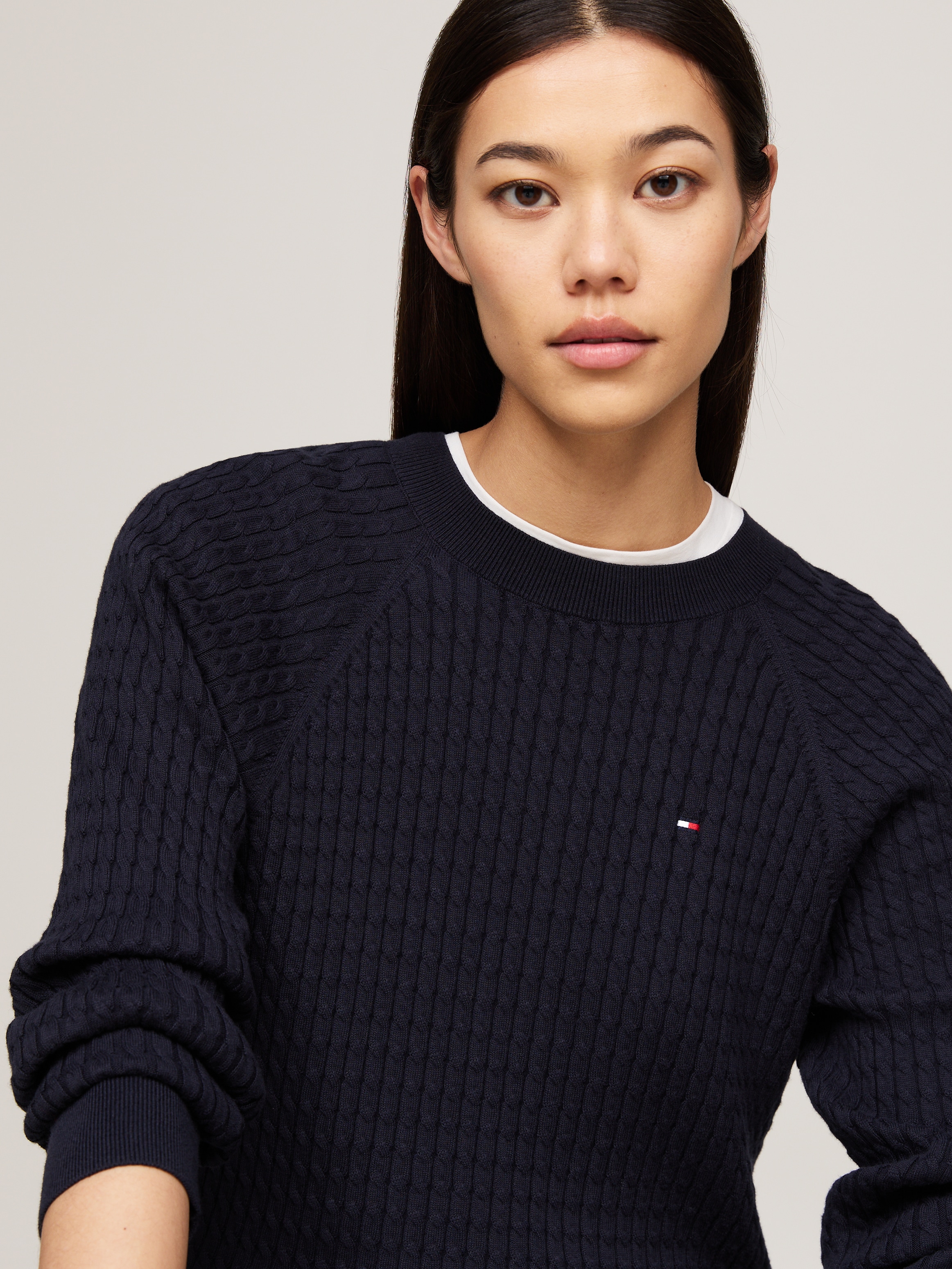 Tommy Hilfiger Rundhalspullover »CO CABLE C-NK SWEATER«, mit Zopfmuster