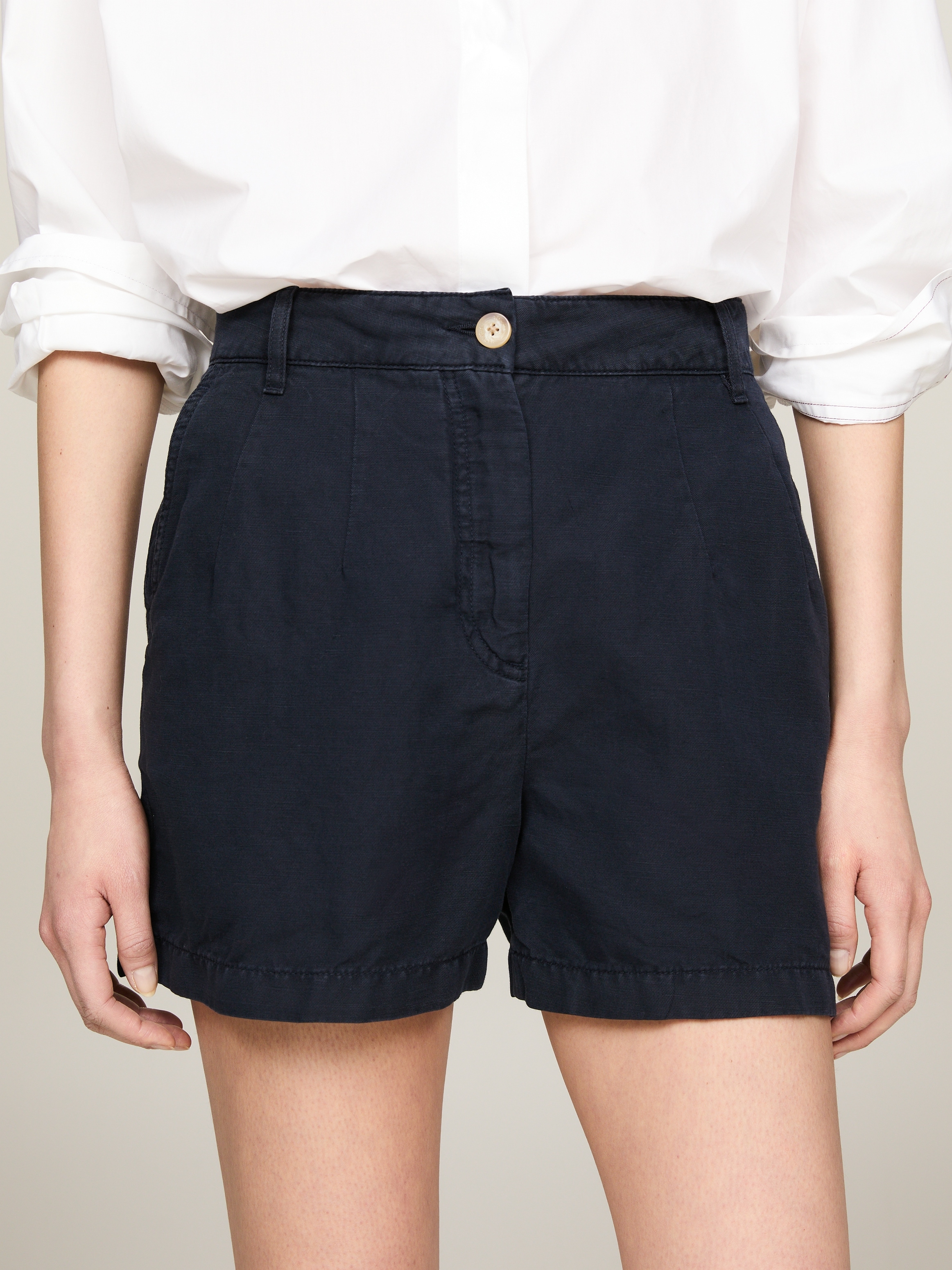 Tommy Hilfiger Shorts »COTTON LINEN SHORT«, mit Logostickerei