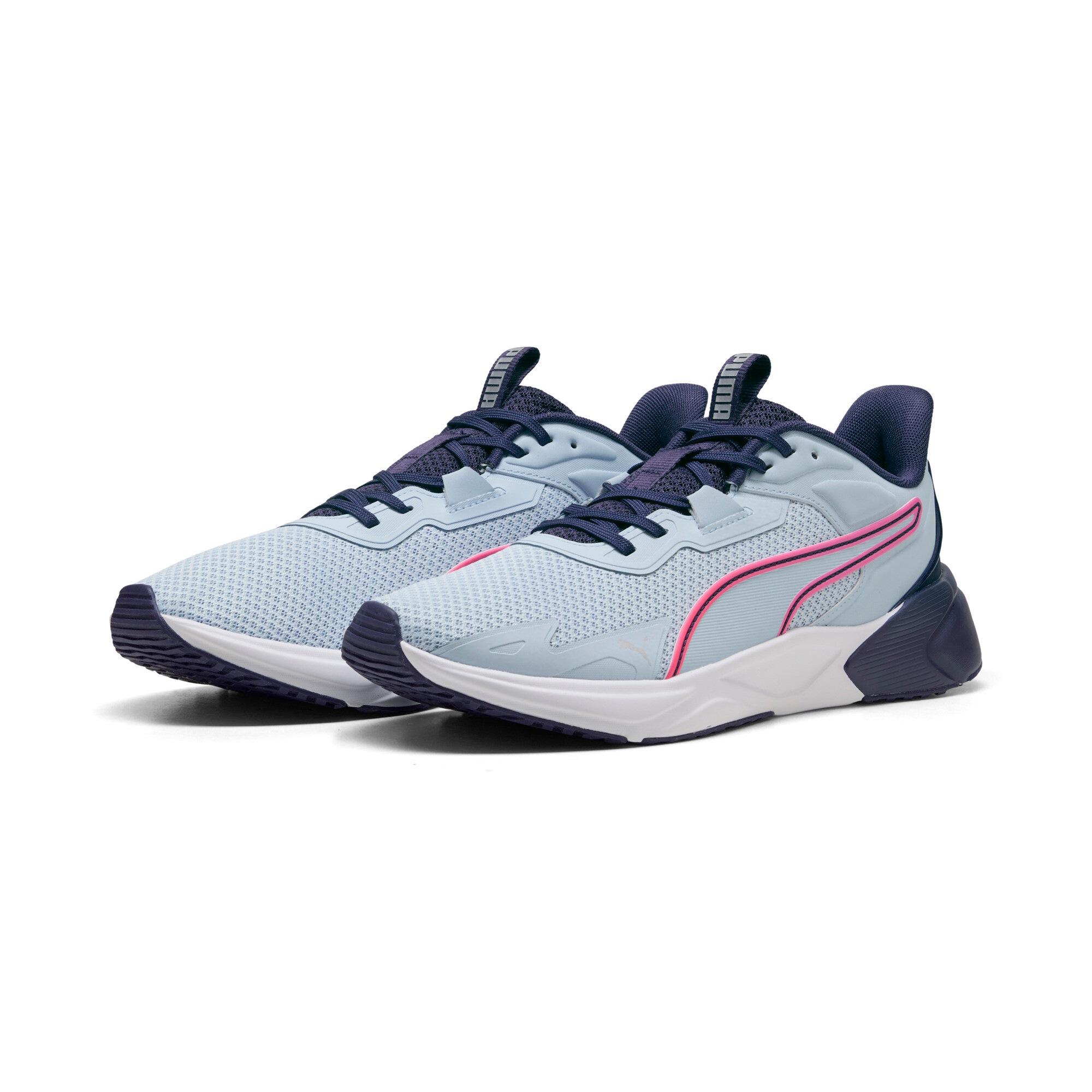 PUMA Trainingsschuh "DISPERSE XT 4" Textil-Obermaterial, Gummilaufsohle mit PROTREAD-Technologie