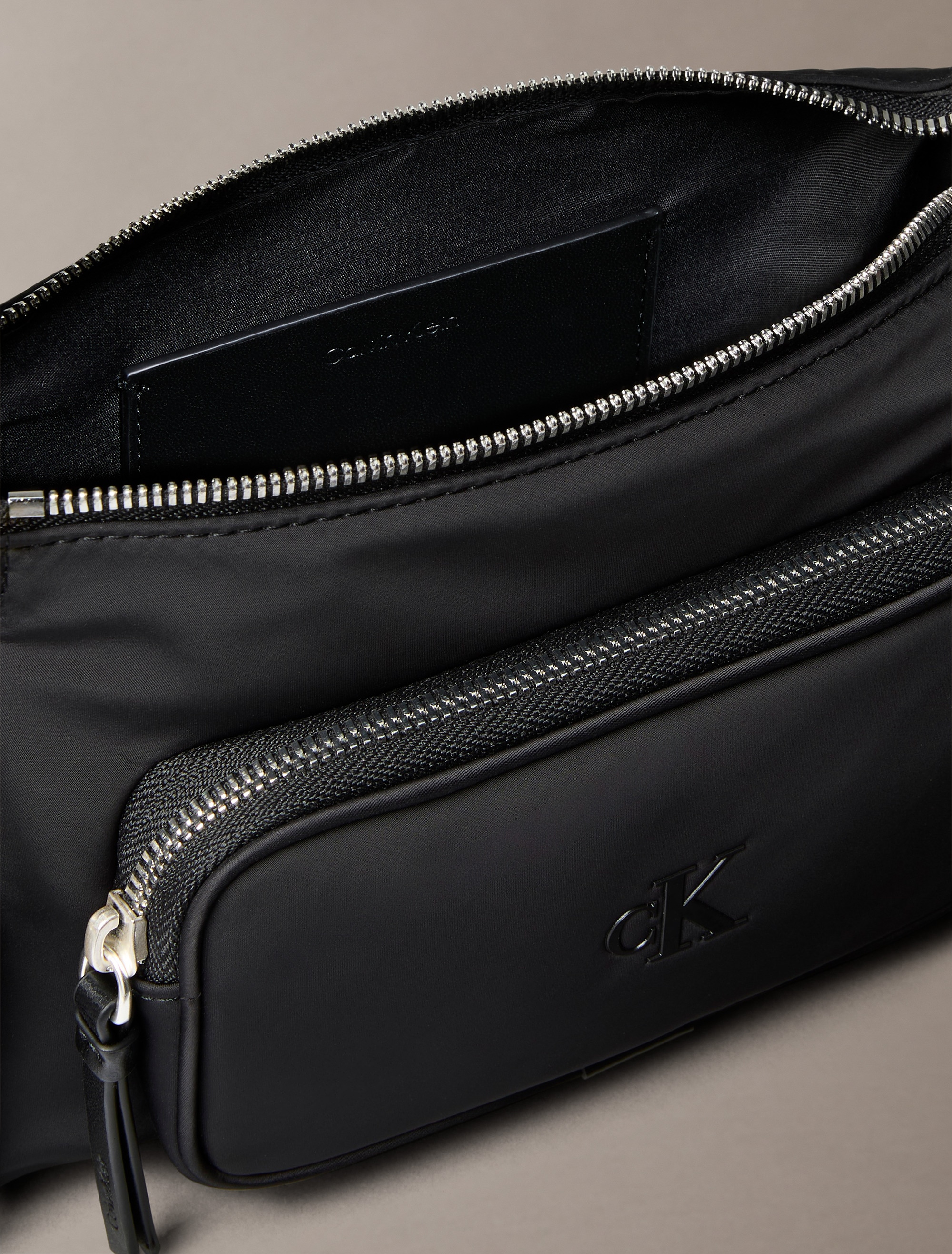 Calvin Klein Henkeltasche »POCKET NYLON BAG W/ STRAP« Schultertasche, Umhängetasche, Handtasche Damen