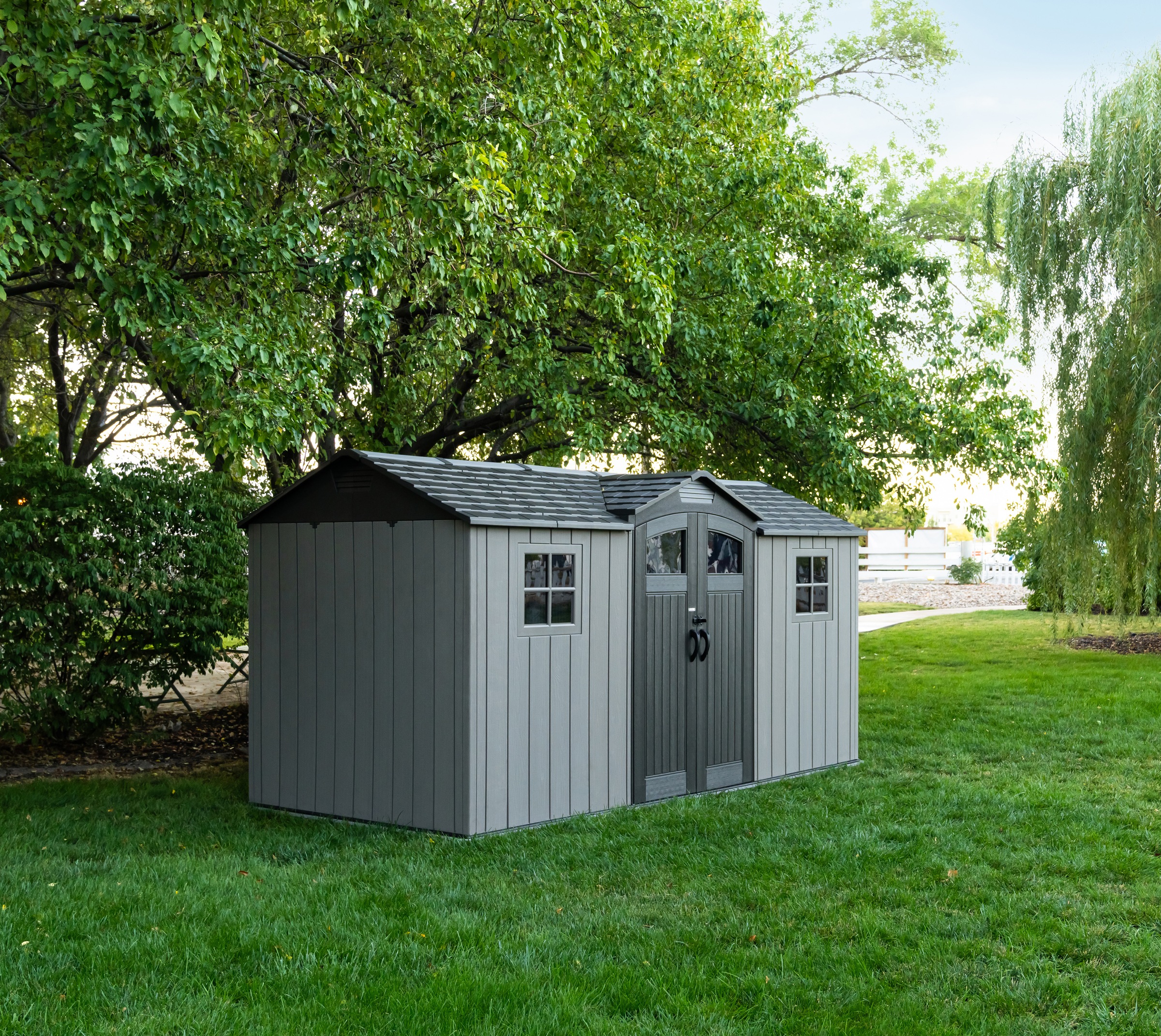 Lifetime - Abri de jardin résine 8.2 m2 (4.26 x 2.14 m)