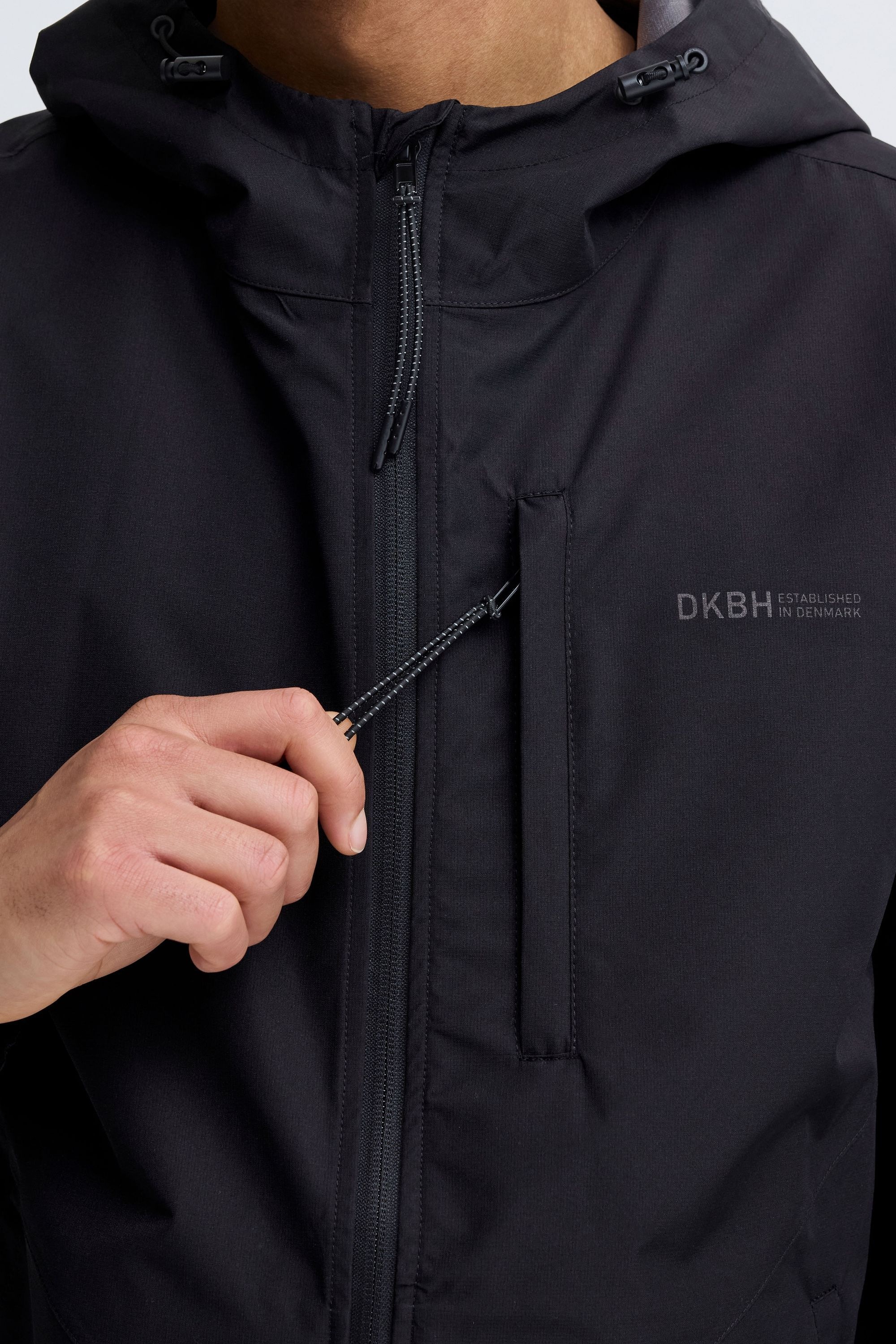 Blend Windbreaker »BHFlipper« mit Kapuze Modische Übergangsjacke mit praktischer Kapuze