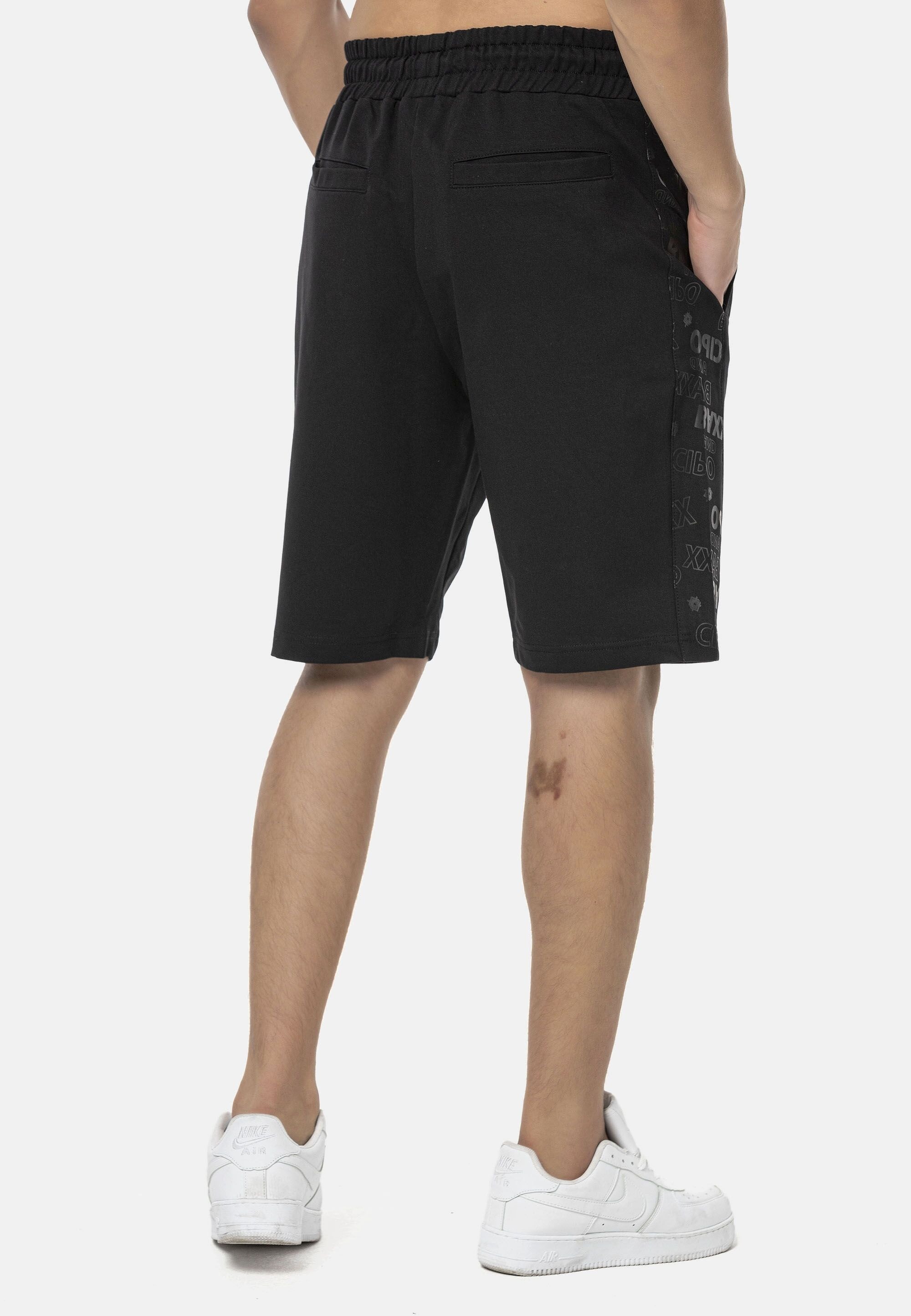 Cipo & Baxx Stoffhose »Hosen«, mit dezentem Print