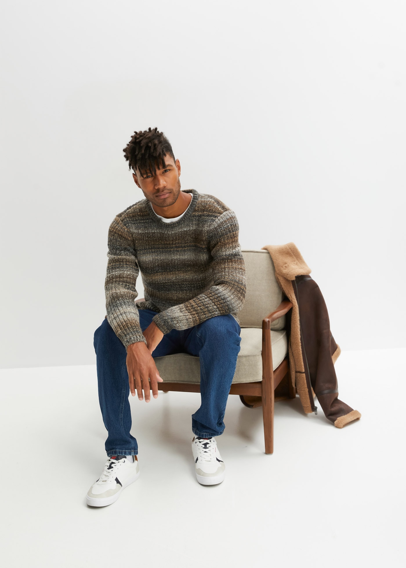 bonprix Lederimitatjacke »Lederimitat-Jacke mit Teddyfutter« ohne Kapuze mit weichem Teddyfutter, Regular Fit, mit Reißverschlusstaschen