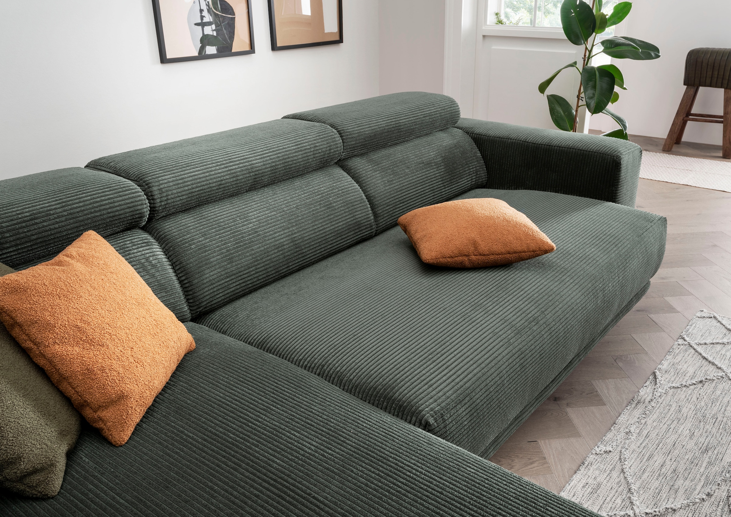 alina Ecksofa »Hikari«, wahlweise mit Sitzvorzug, in modernem Cordstoff, Breite 302 cm