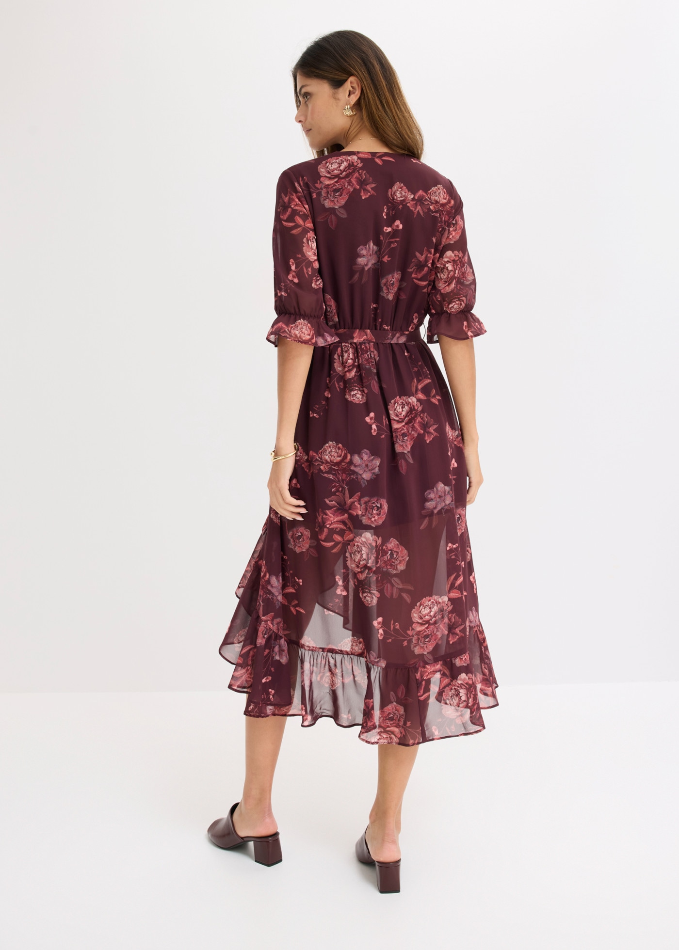 bonprix Chiffonkleid mit Volant, ausgestellte Passform, Halbarm, ohne Kragen