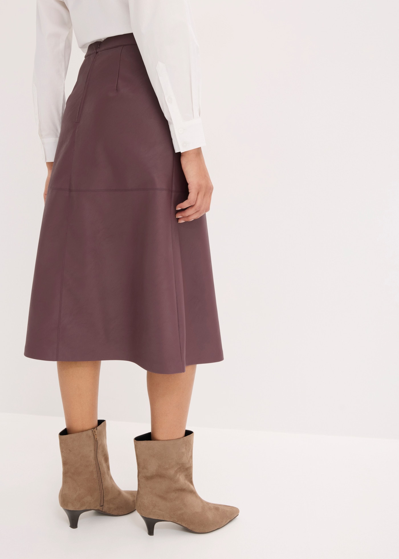 bonprix Midirock aus Lederimitat, Regular Fit, Midi-Länge, eleganter Stil