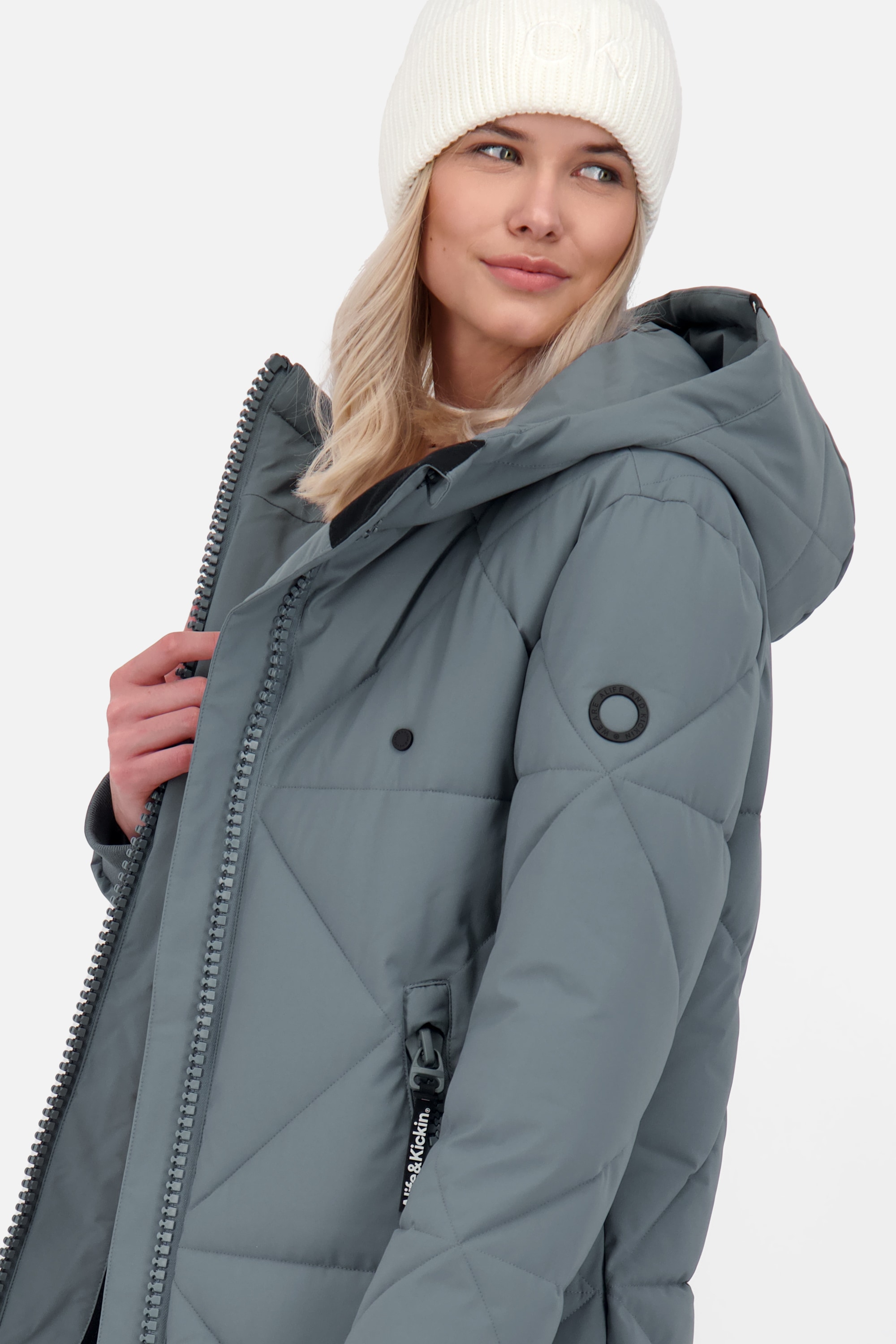 Alife & Kickin Winterjacke »Damen EnyaAK A«, Figurnah geschnittener Wintermantel mit 2-Wege Reißverschluss