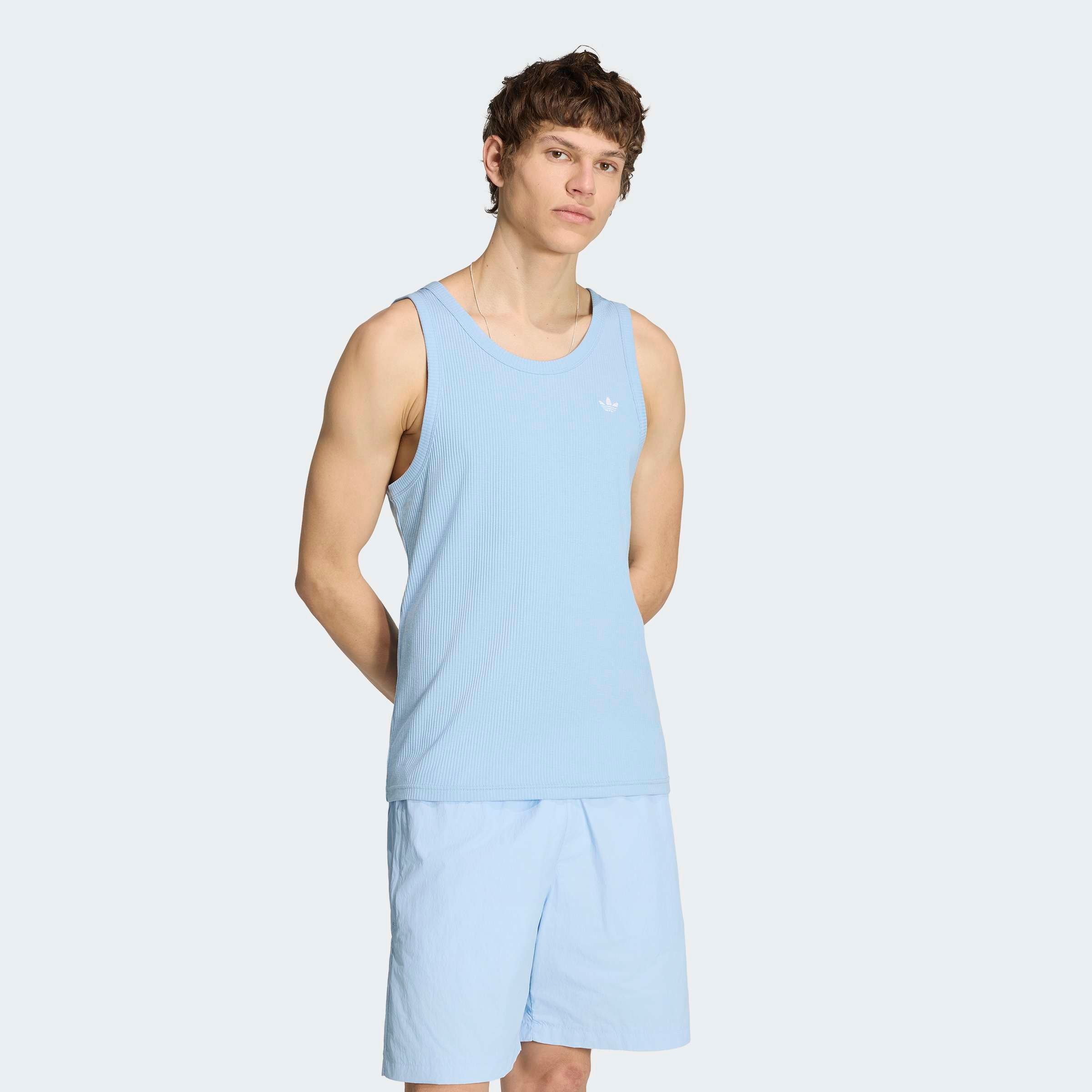 adidas Originals Tanktop »ESS TANK« mit Rundhalsausschnitt, ohne Verschluss, aus Baumwolle