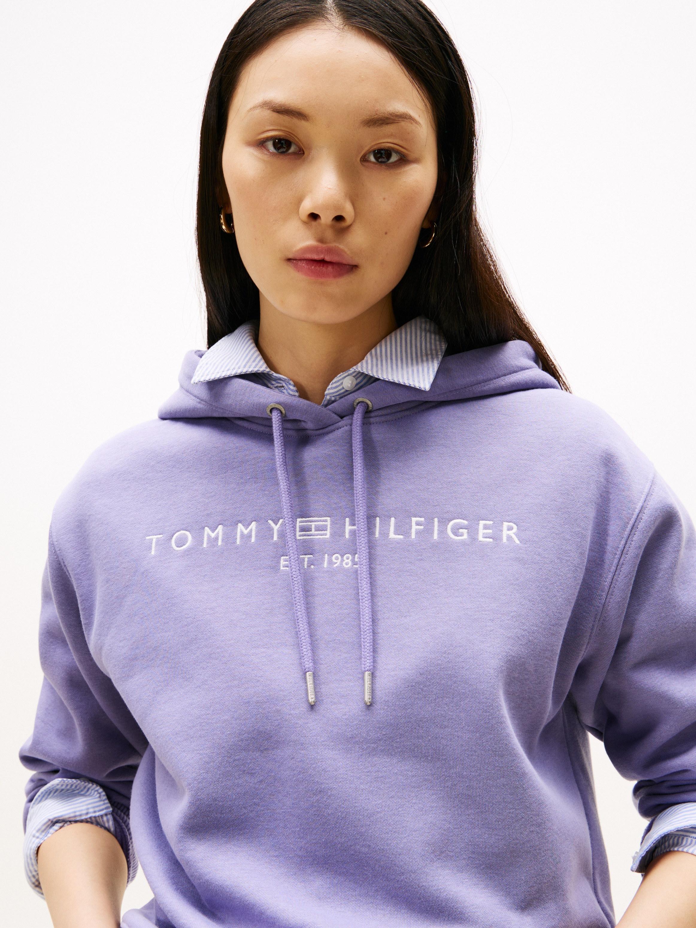 Tommy Hilfiger "MDRN REG CORP LOGO HOODIE", mit gesticktem Logo-Schriftzug günstig online kaufen