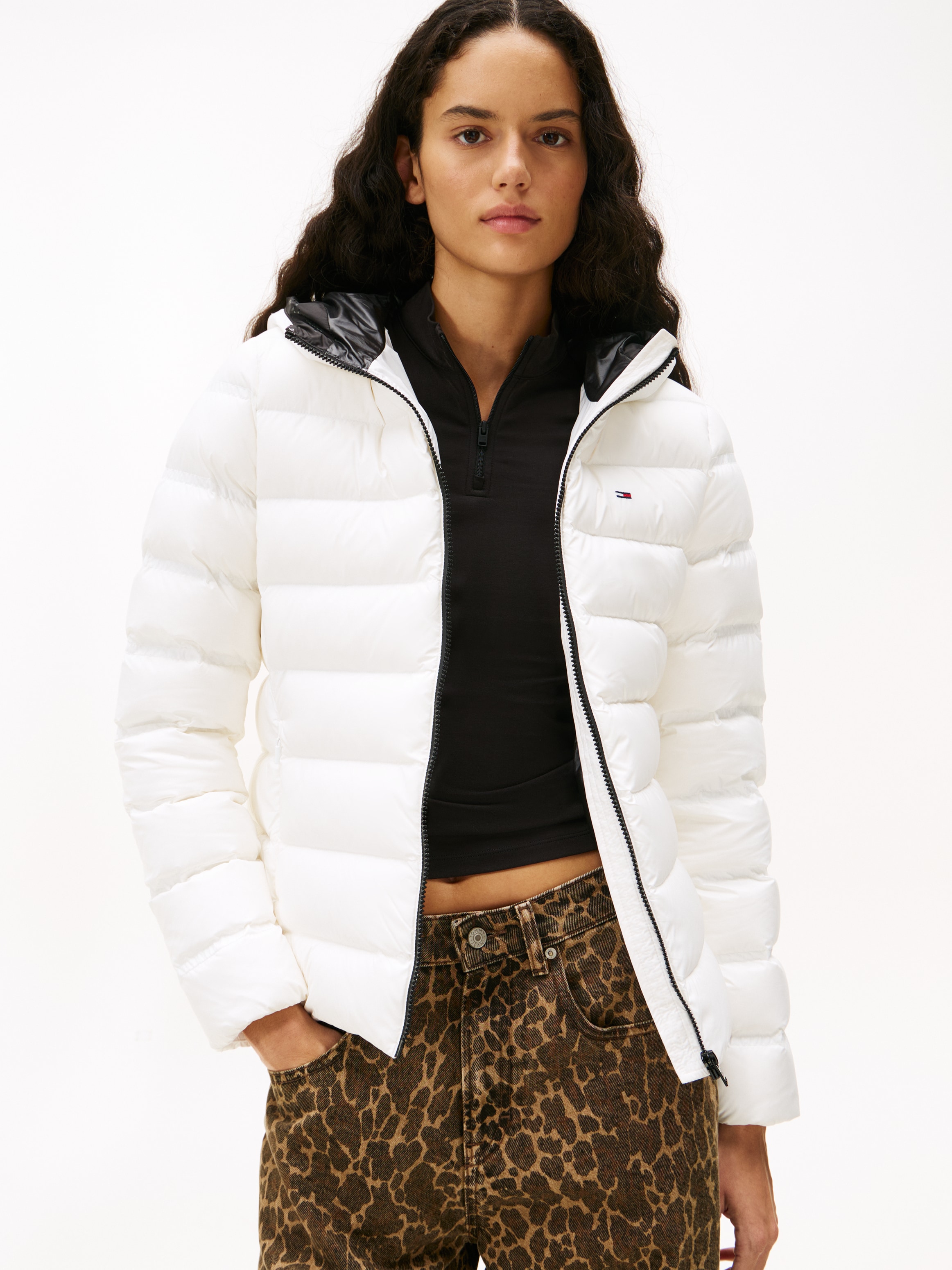 Tommy Jeans "TJW SLIM HOOD PRNT DOWN JCKT EXT" mit Kapuze günstig online kaufen