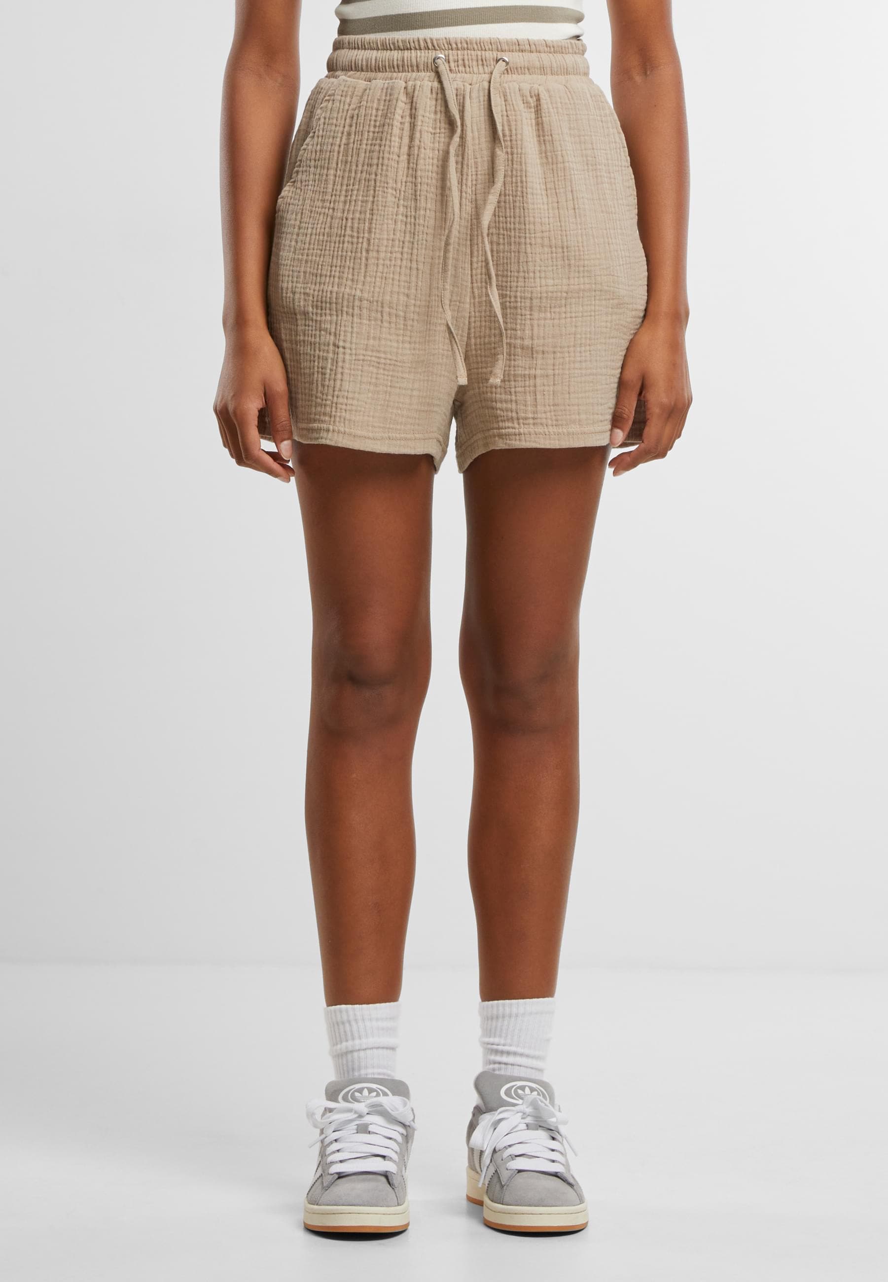 URBAN CLASSICS Sweatshorts »Urban Classics Ladies Musselin Shorts«, (1 tlg.)