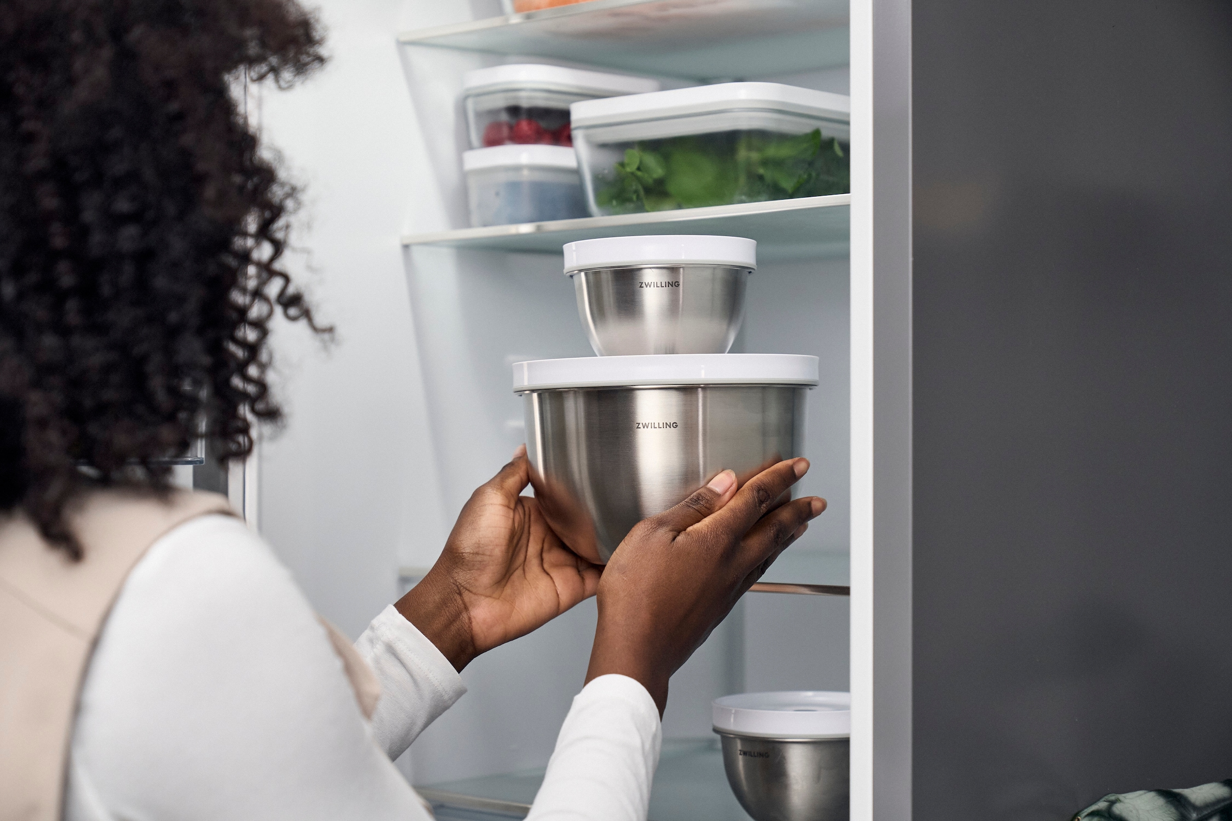 Zwilling Aufbewahrungsschüssel »Fresh & Save BOWLS«, (2 tlg., Schüssel inkl. Deckel), Vakuumschüssel M / 18 cm, Edelstahl
