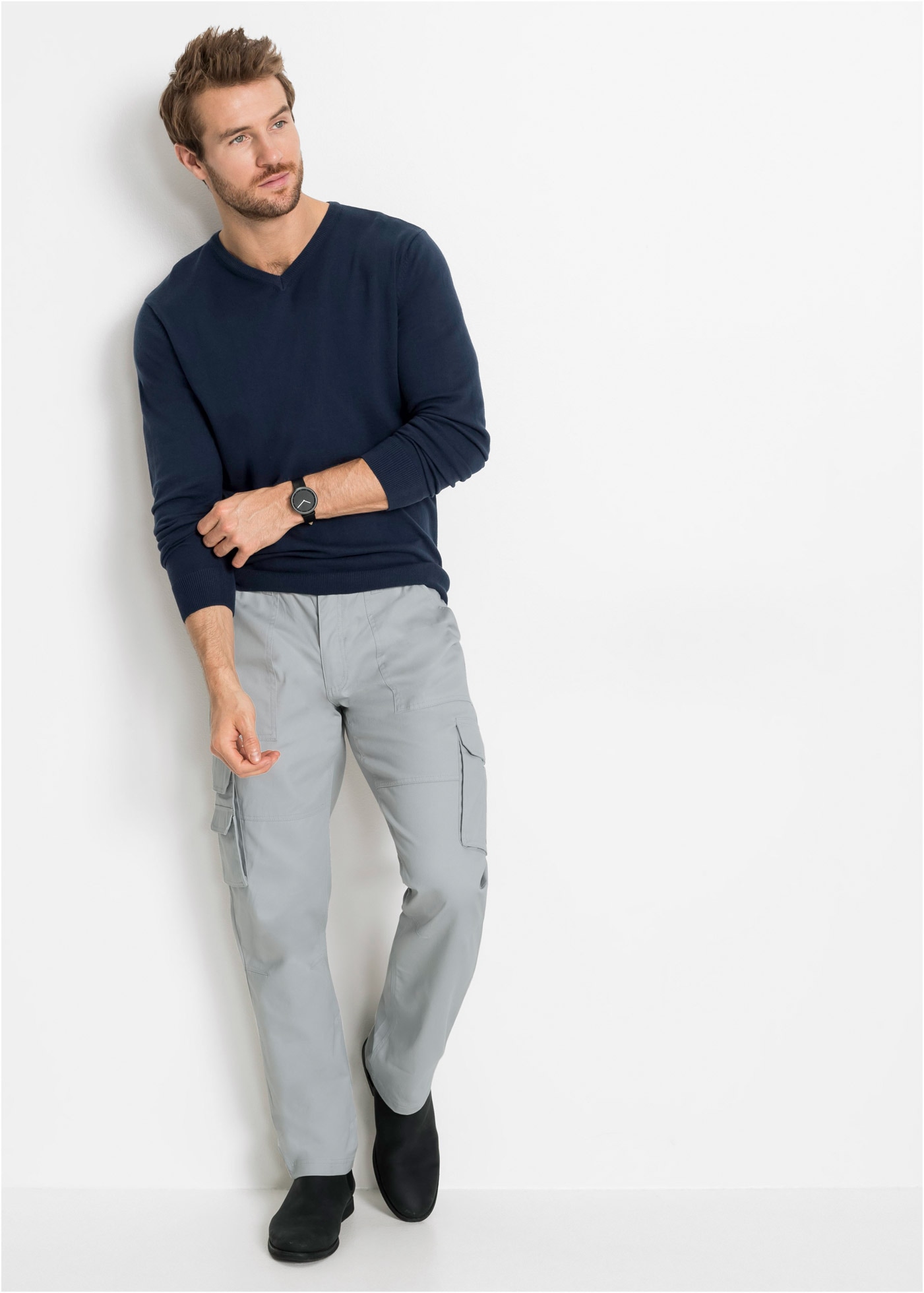 bonprix Strickpullover »Feinstrickpullover in Regular Fit« mit V-Ausschnitt