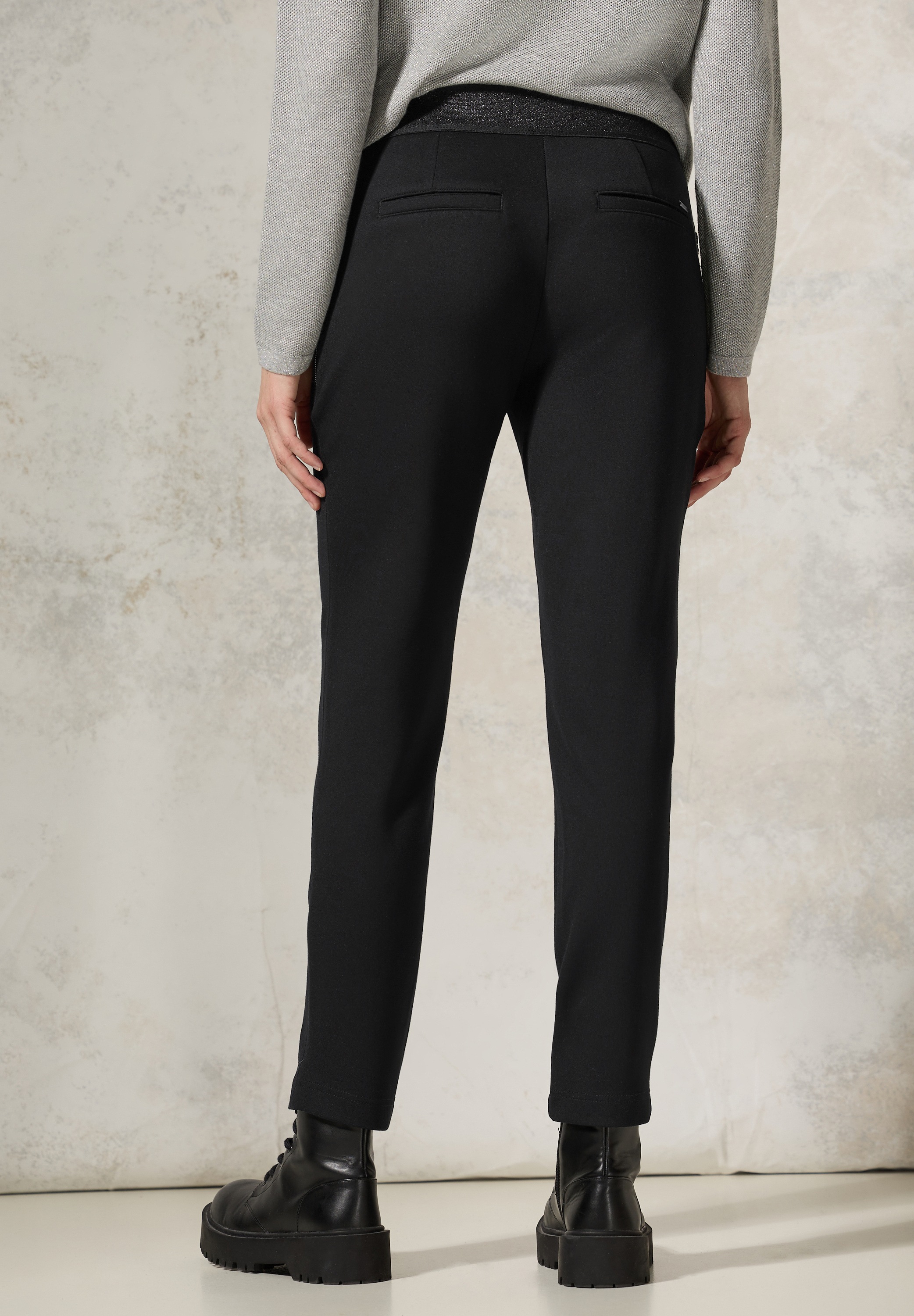Cecil Stoffhose, Middle Waist