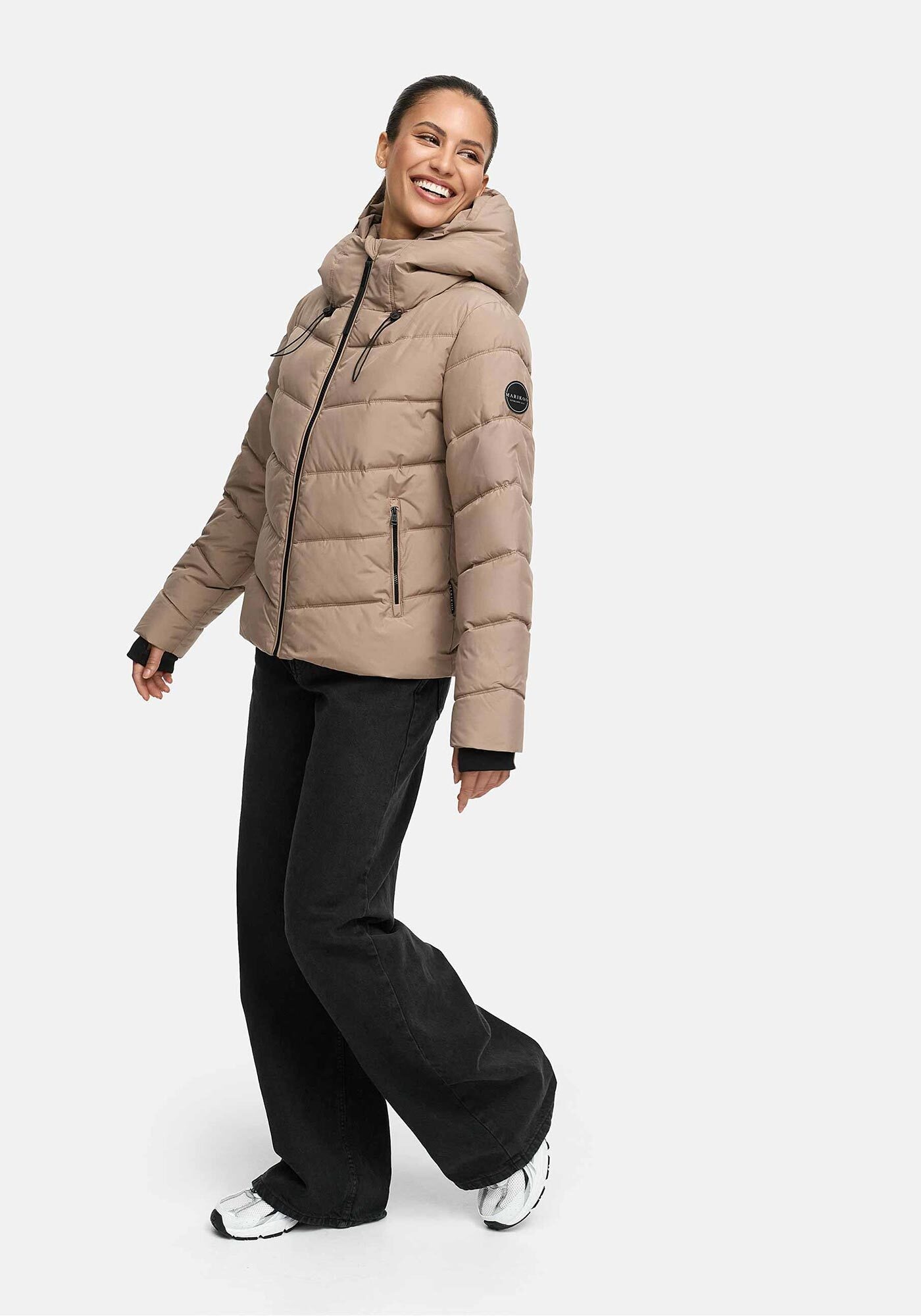 Marikoo Winterjacke »Yukanii«, Ärmelbündchen mit Daumenloch