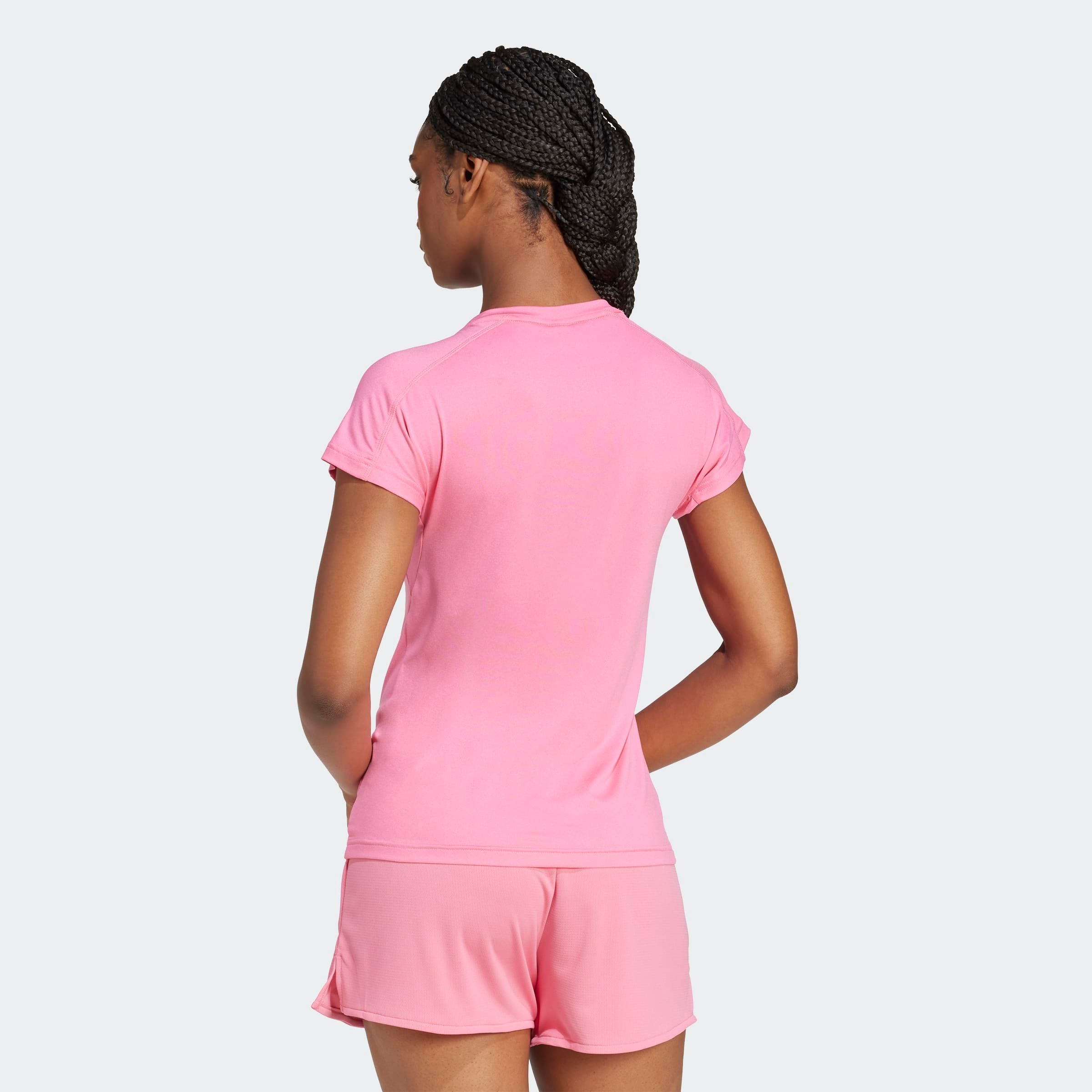 adidas Performance T-Shirt »TR-ES MIN T«, Trainingsshirt, feuchtigkeitsabsorbierend mit V Ausschnitt