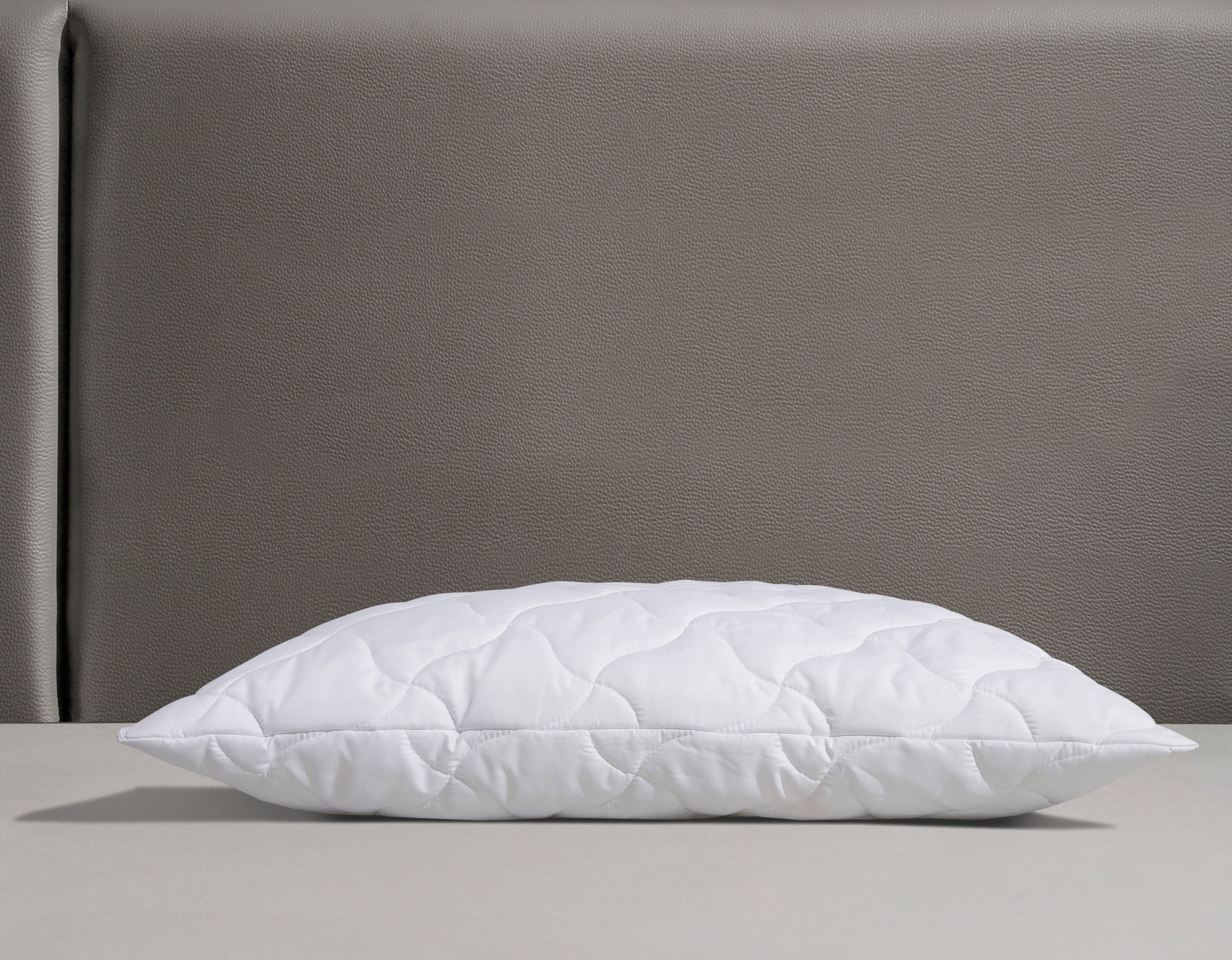 Thumbnail - OTTO home Microfaserkissen "Fantasy Kopfkissen 40x80 oder 80x80 cm, Made in Germany" Füllung: 100% ökologisches, klimare...