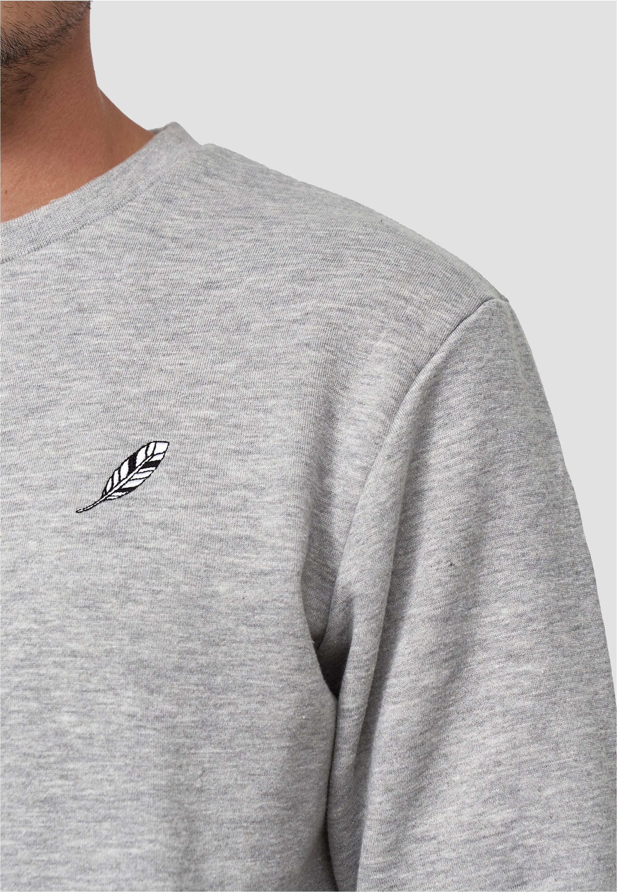 MIKON Sweatshirt, im modischen Design