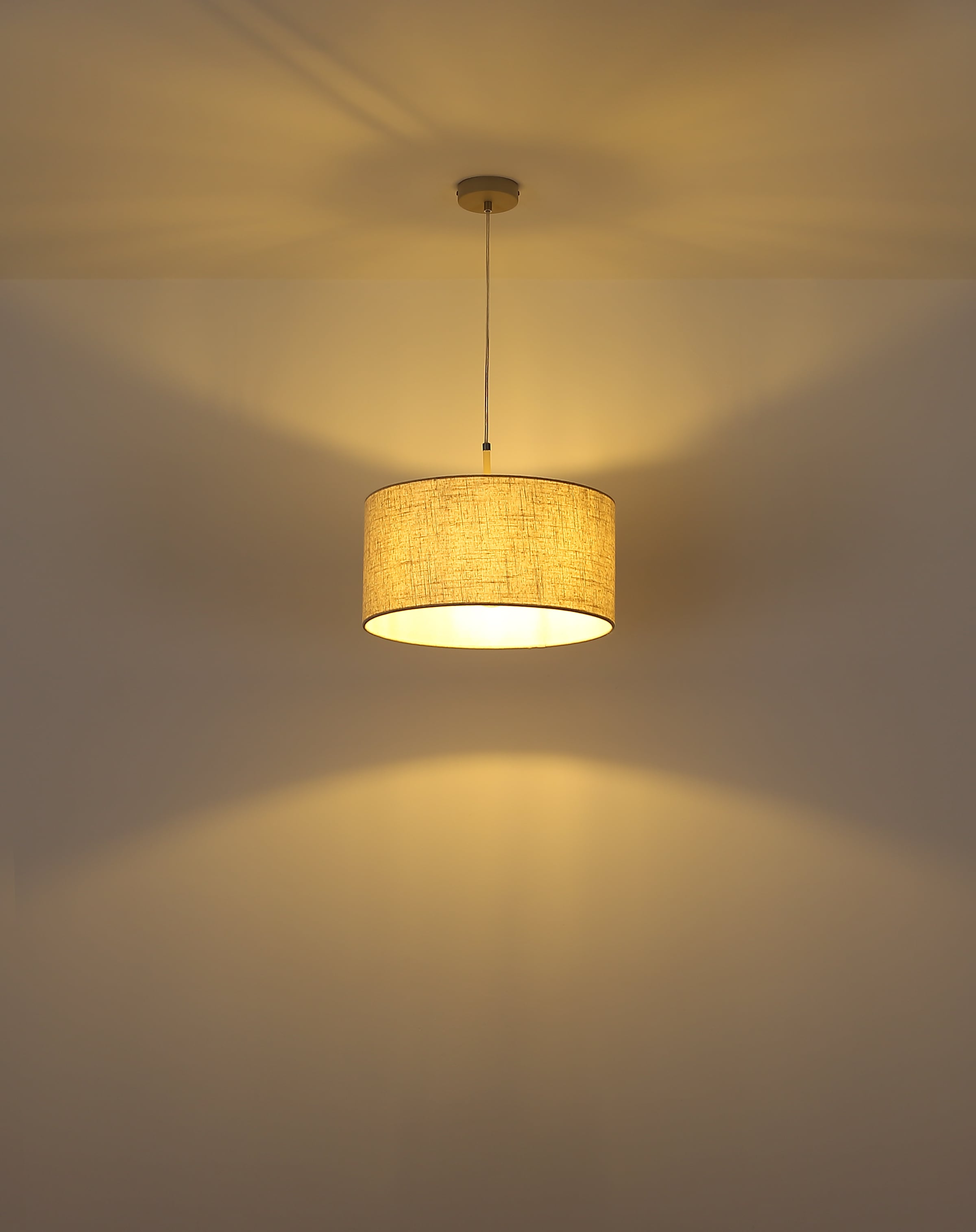 GLOBO LIGHTING Hängeleuchte »DELEON« E27 1 Stk. Hängeleuchte sandfarben matt mit Creme-Textilschirm, kürzbar