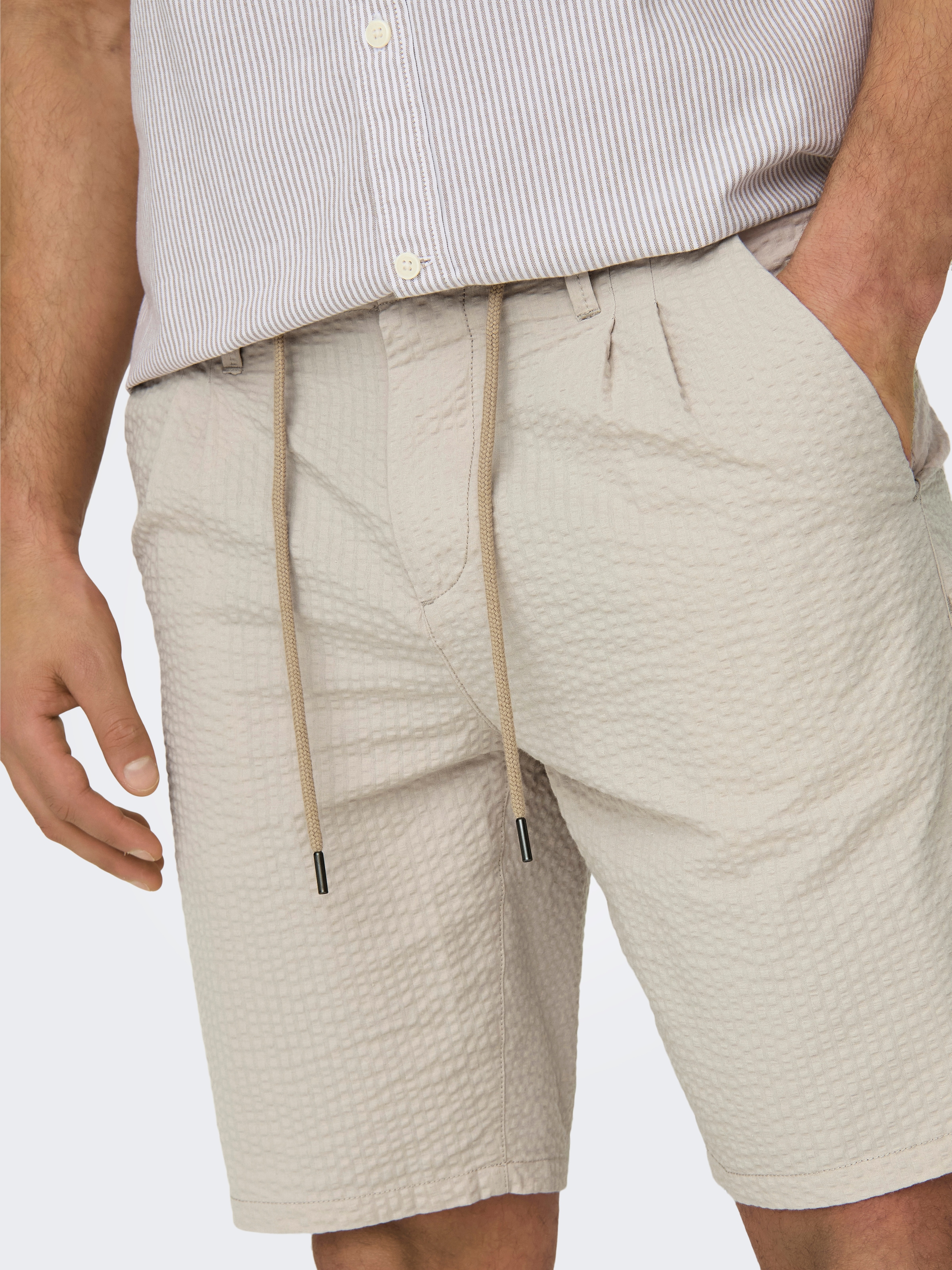 ONLY & SONS Shorts »ONSLEO LIFE 0009 SEERSUCKER SHORTS NOOS«