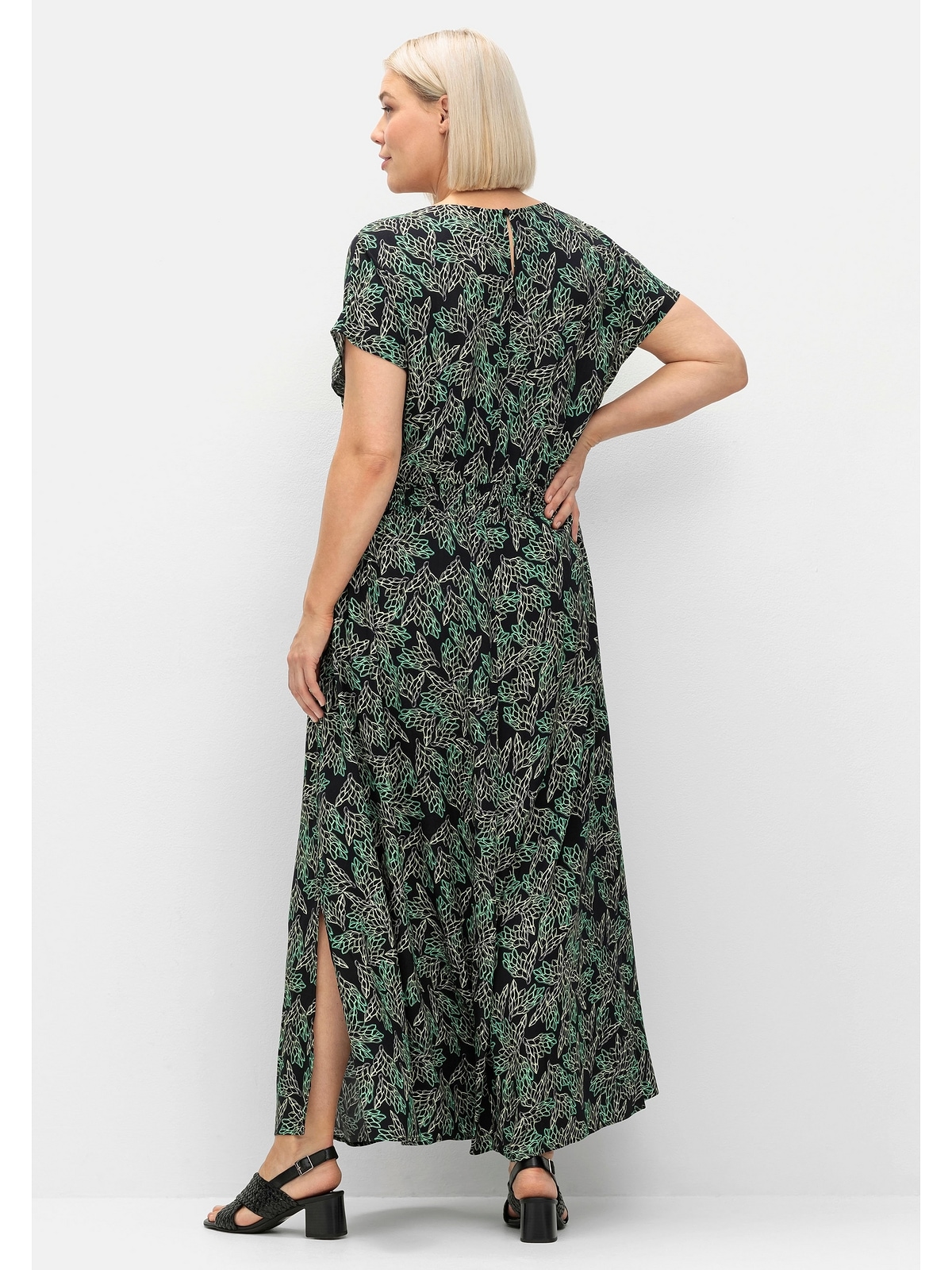 Sheego Maxikleid »Große Größen«, mit Alloverdruck und gesmokter Taille