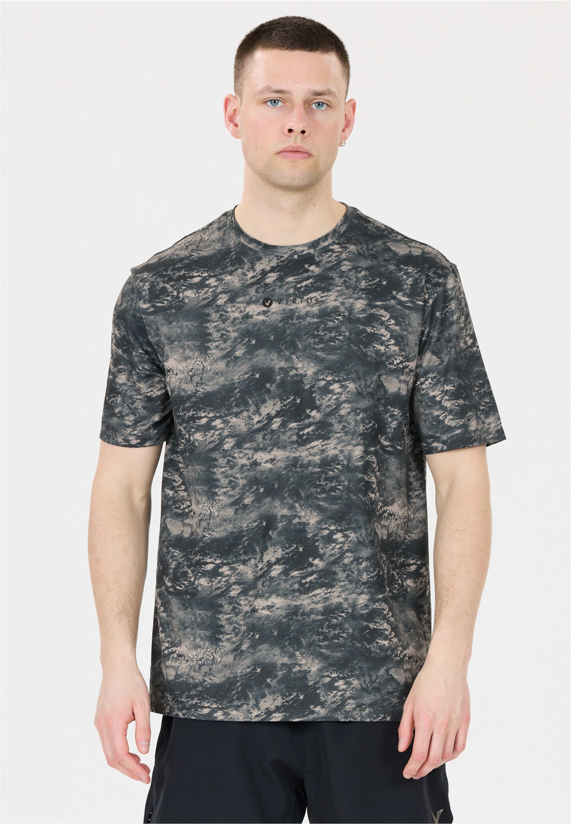 Virtus Funktionsshirt "Deaglan" mit praktischer Quick-Dry-Funktion