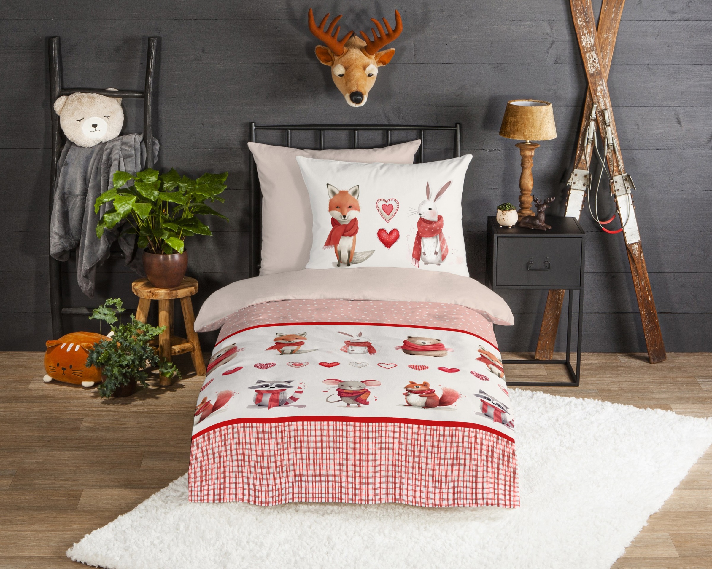 good morning Kinderbettwäsche »Timmy«, Flanell, Biber, 135x200, Winter, Warm, Tiere, Weihnachten, Sand, Rot