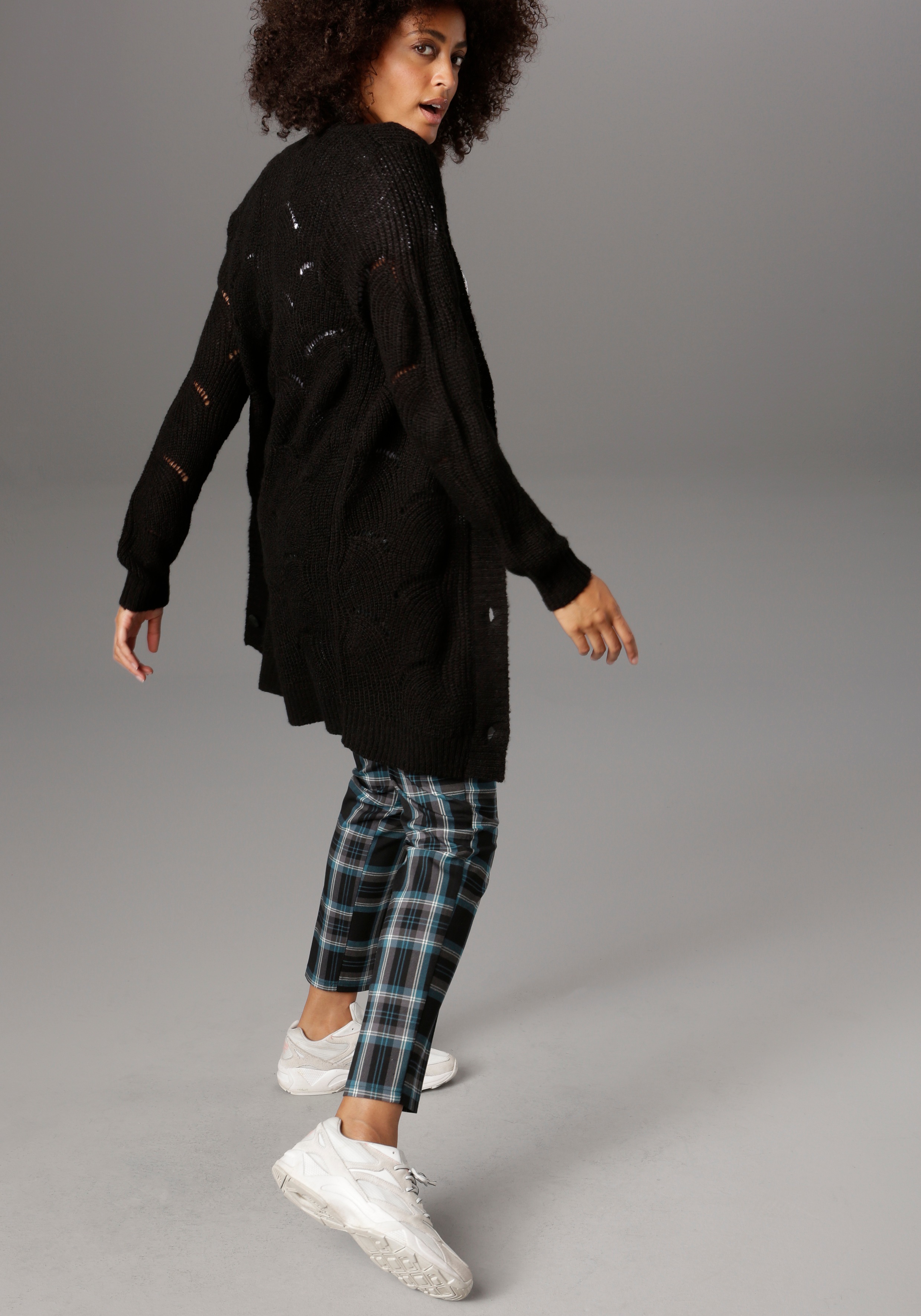 Thumbnail - Aniston SELECTED Longstrickjacke mit Lochstrick-Muster