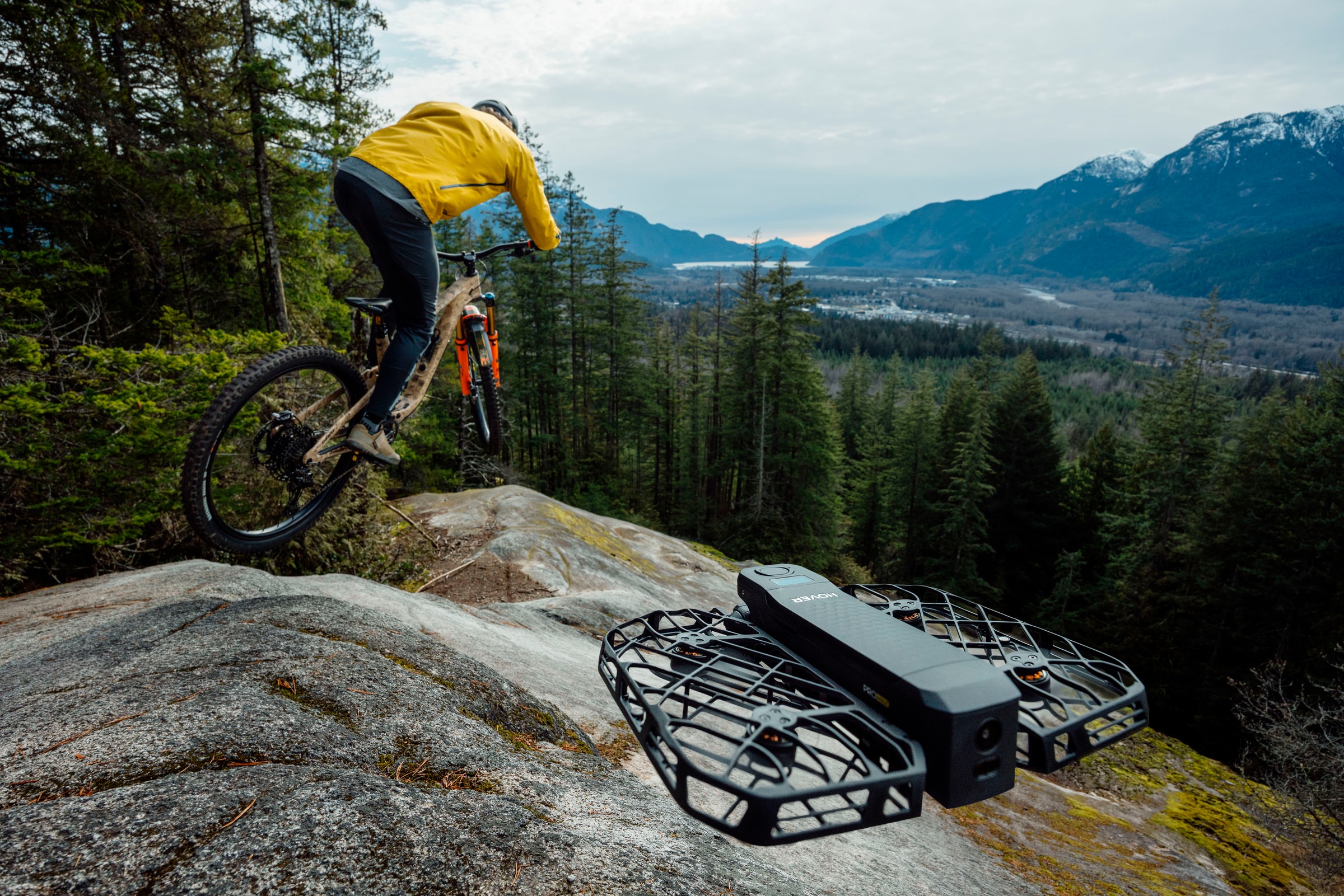 HOVERAir Drohne »HOVERAir X1 PROMAX Ultimate Cycling Kit«