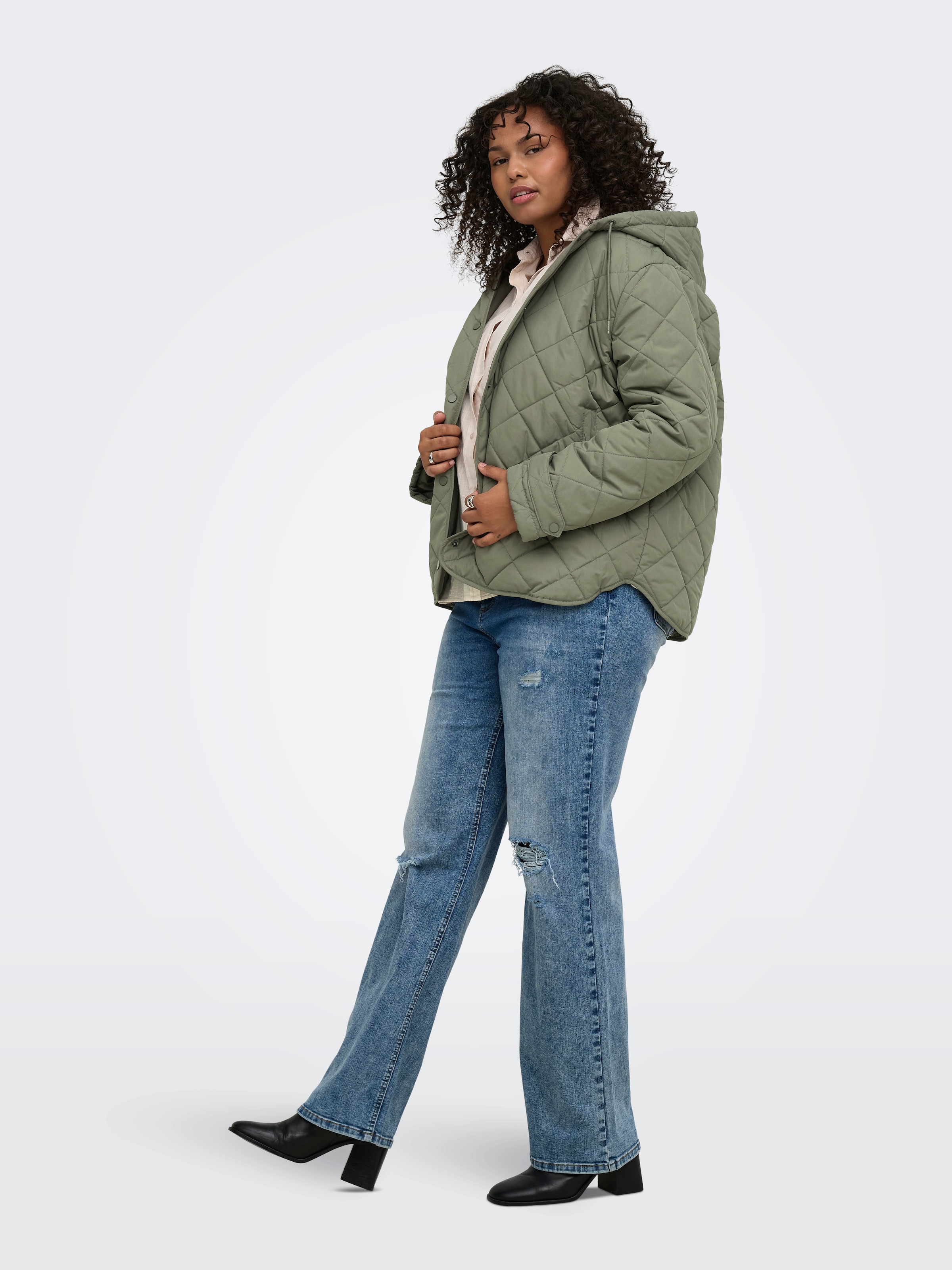 ONLY CARMAKOMA Steppjacke »CARJULIET QUILTED HOOD JACKET NOOS« mit Kapuze Kunstfaser, normal geschnitten