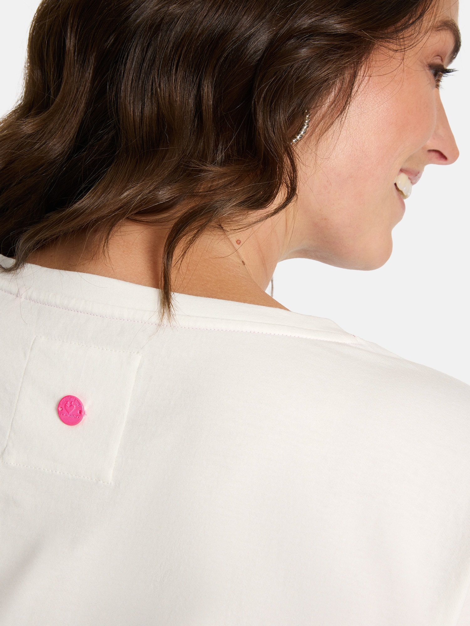 Lieblingsstück Print-Shirt »Cara«, in Rundhalsform mit Hotfix Frontmotiv